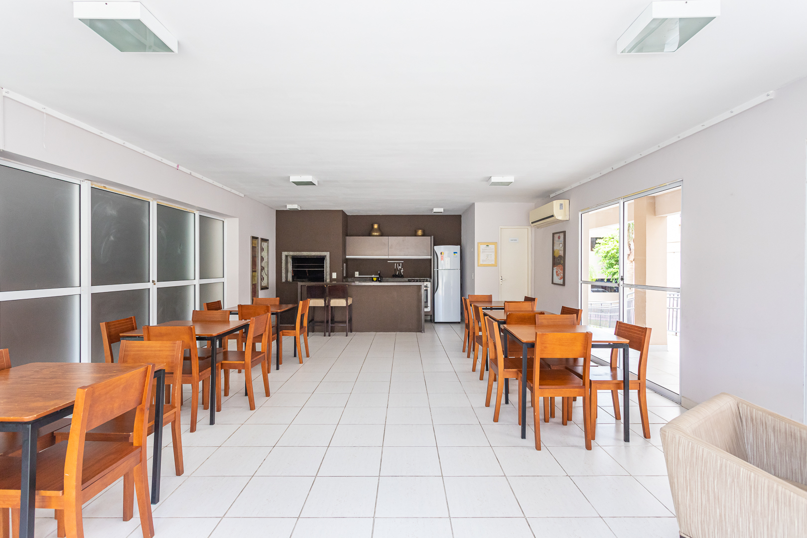 Apartamento para alugar com 60m², 2 quartos no bairro Tristeza em Porto Alegre - Foto 46