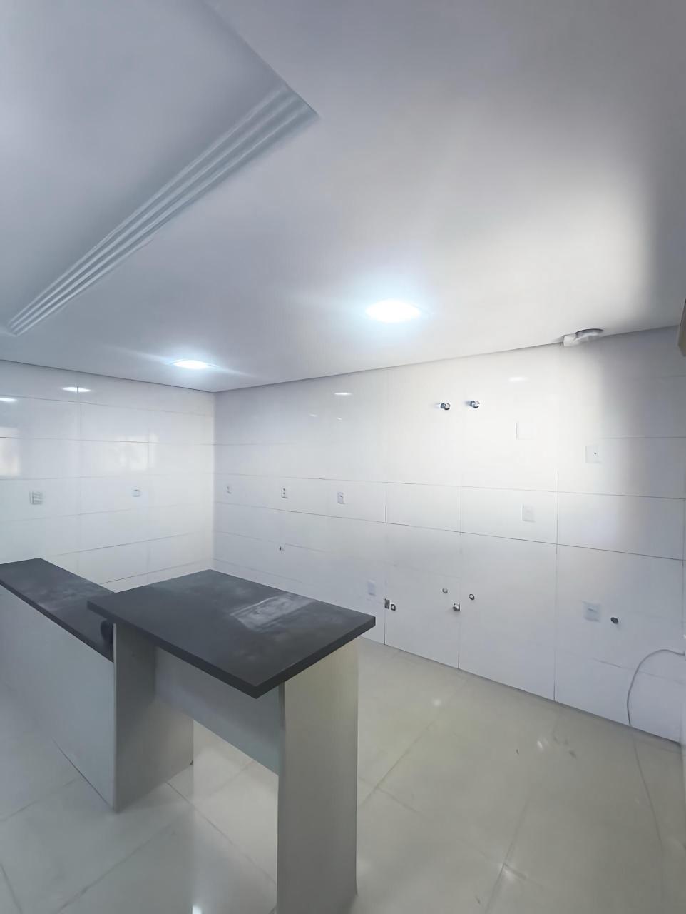 Casa à venda com 130m², 3 quartos, 1 suíte, 3 vagas no bairro Guarujá em Porto Alegre - Foto 3
