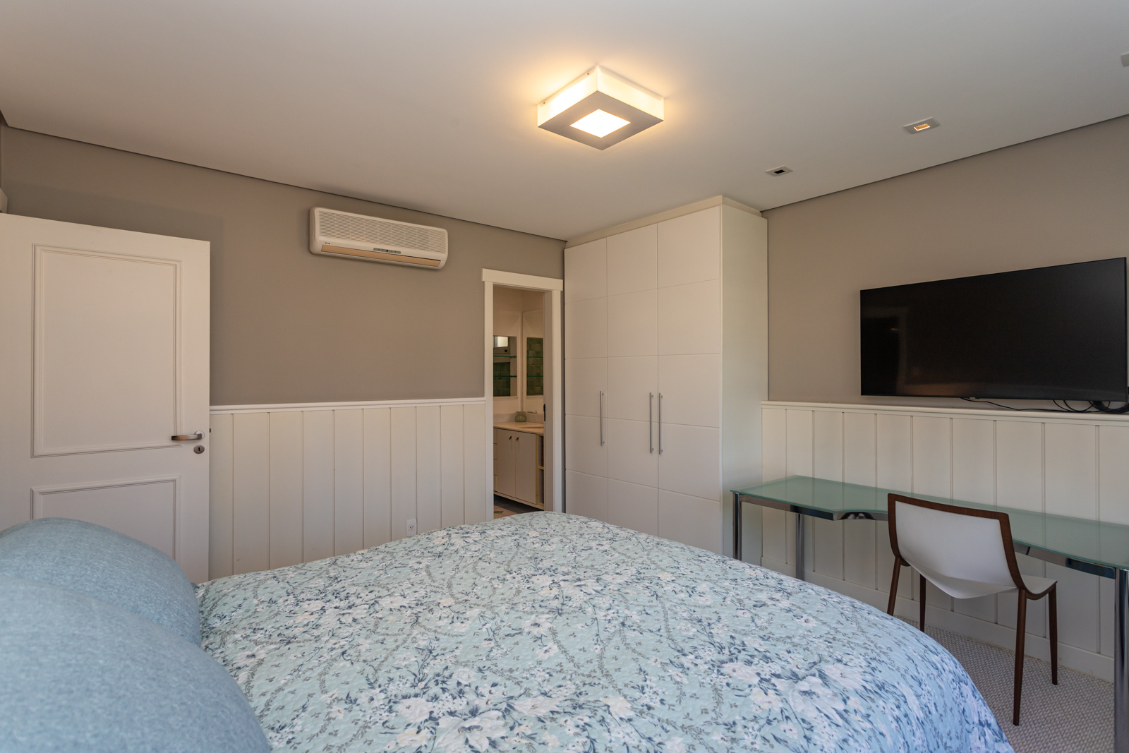 Casa em Condomínio à venda com 441m², 4 quartos, 4 suítes, 6 vagas no bairro Terra Ville em Porto Alegre - Foto 40
