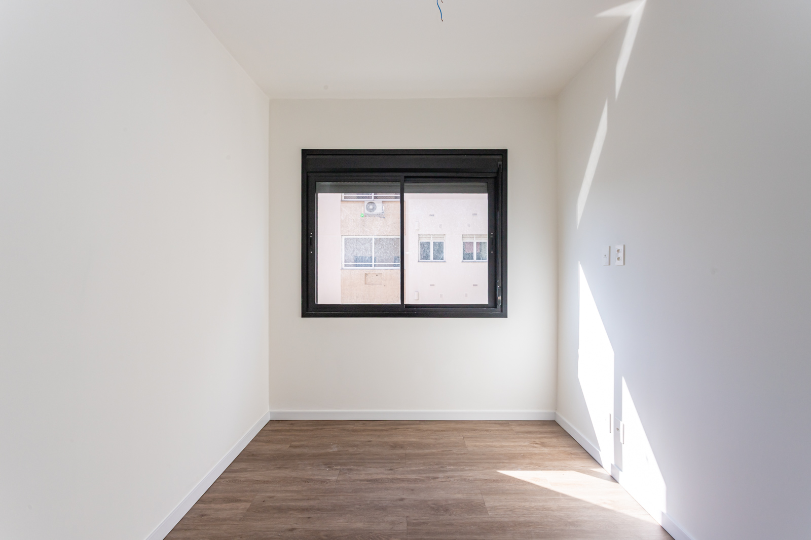 Apartamento à venda com 115m², 3 quartos, 3 suítes, 2 vagas no bairro Tristeza em Porto Alegre - Foto 9