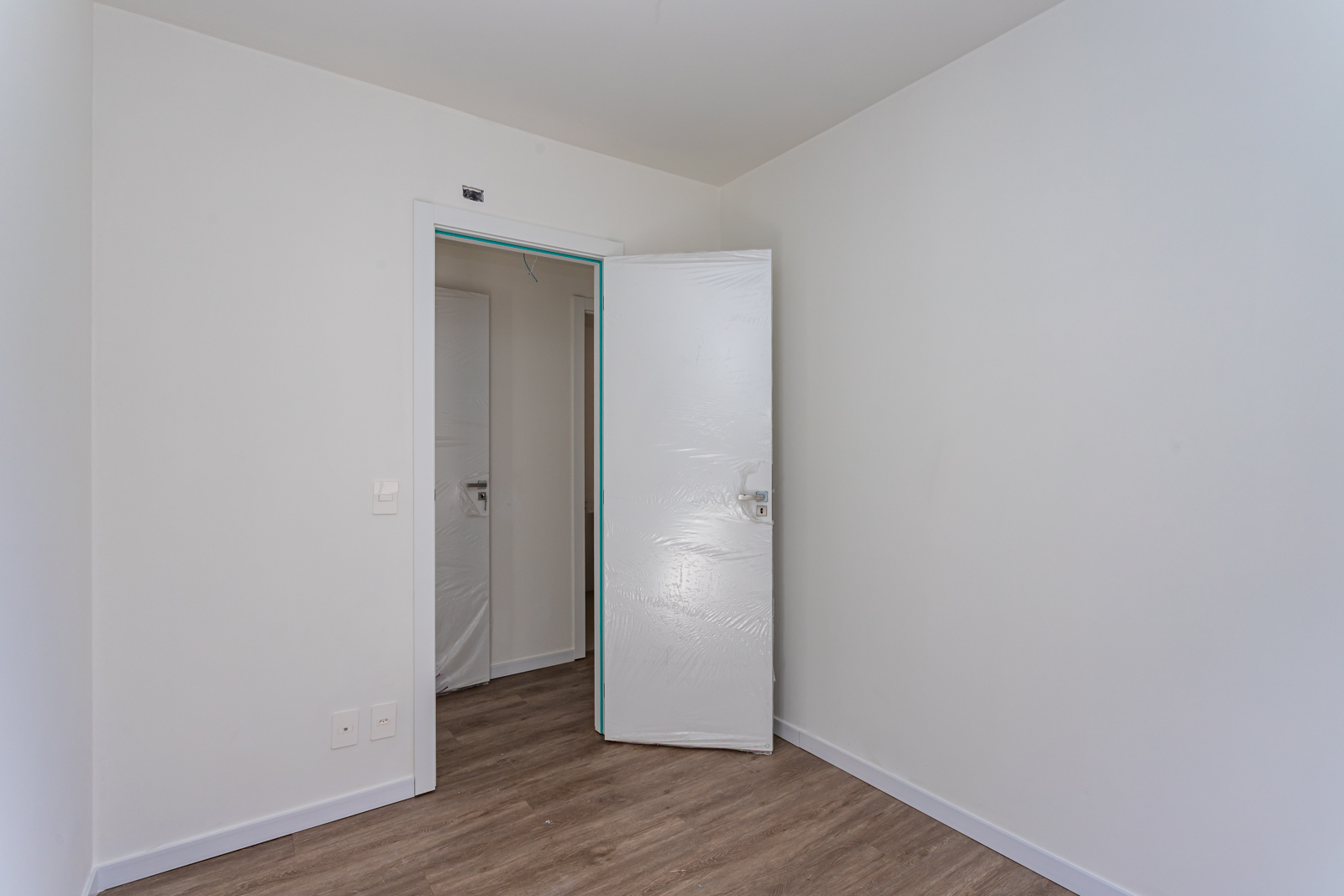 Apartamento à venda com 115m², 3 quartos, 3 suítes, 2 vagas no bairro Tristeza em Porto Alegre - Foto 10