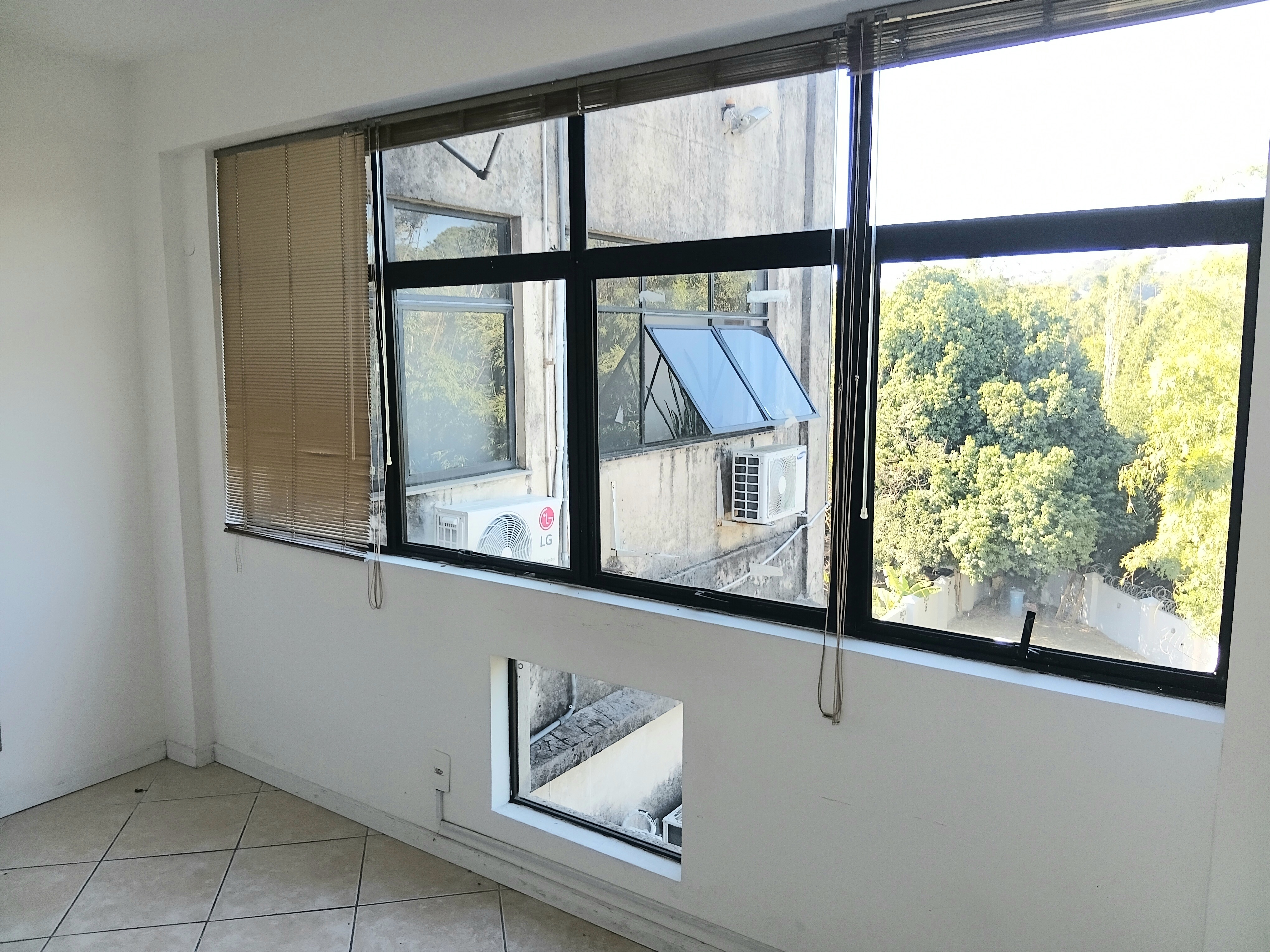 Sala para alugar com 58m² no bairro Cavalhada em Porto Alegre - Foto 5