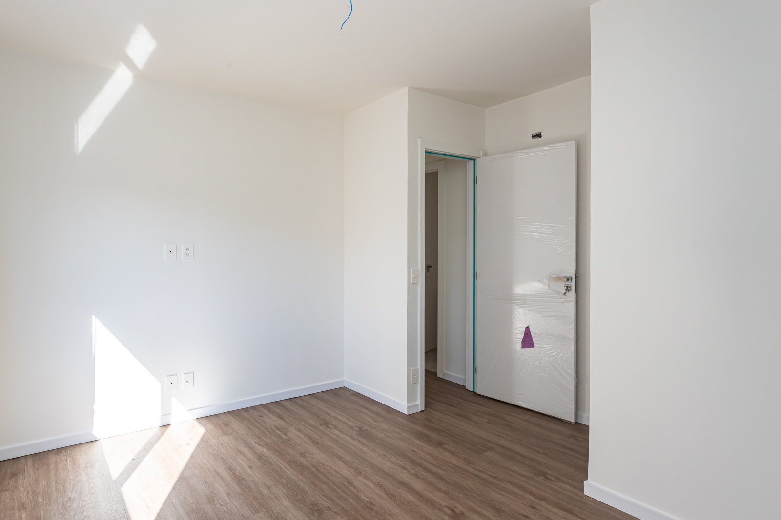 Apartamento à venda com 66m², 2 quartos, 1 suíte, 1 vaga no bairro Tristeza em Porto Alegre - Foto 10