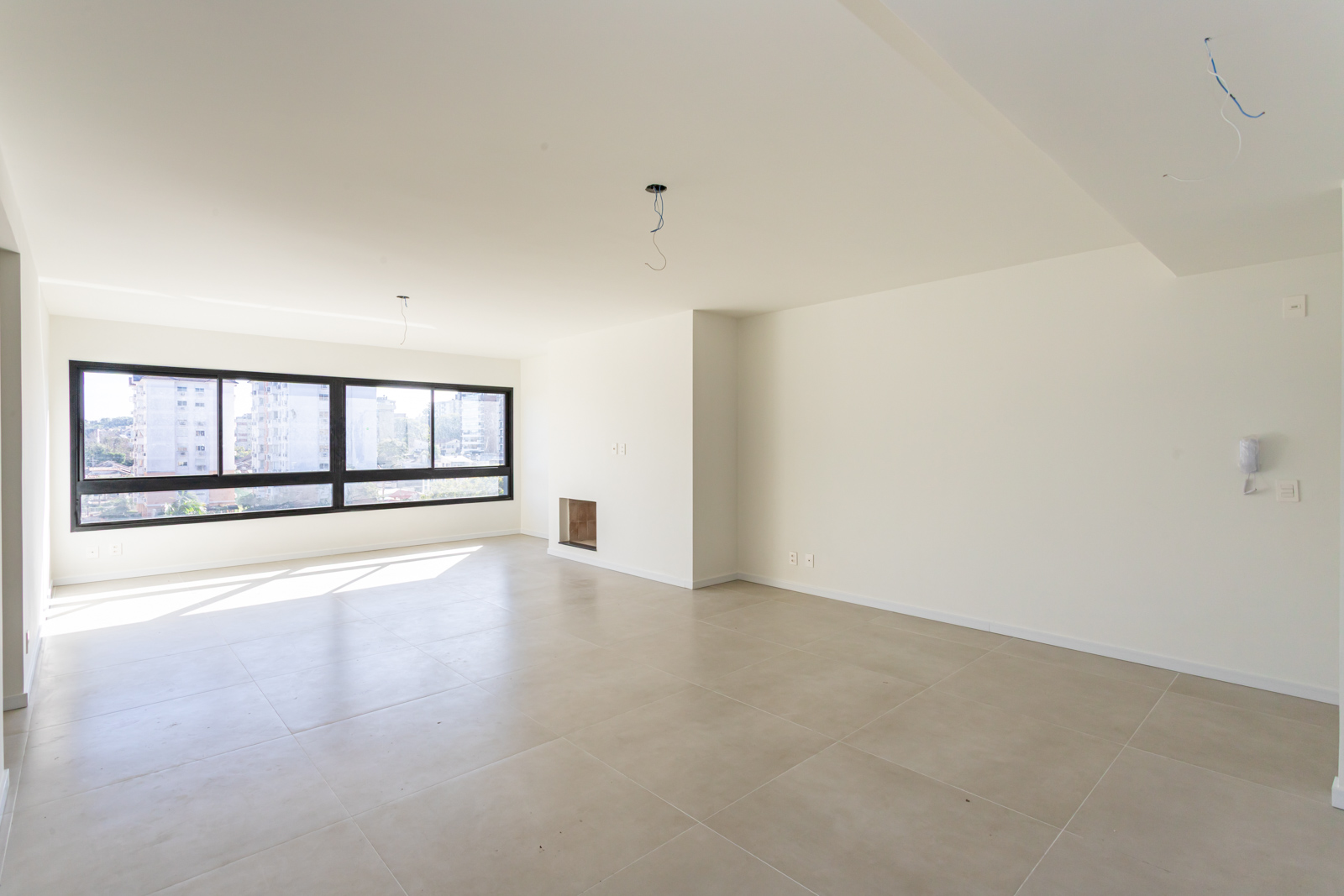 Apartamento à venda com 104m², 3 quartos, 1 suíte, 2 vagas no bairro Tristeza em Porto Alegre - Foto 4