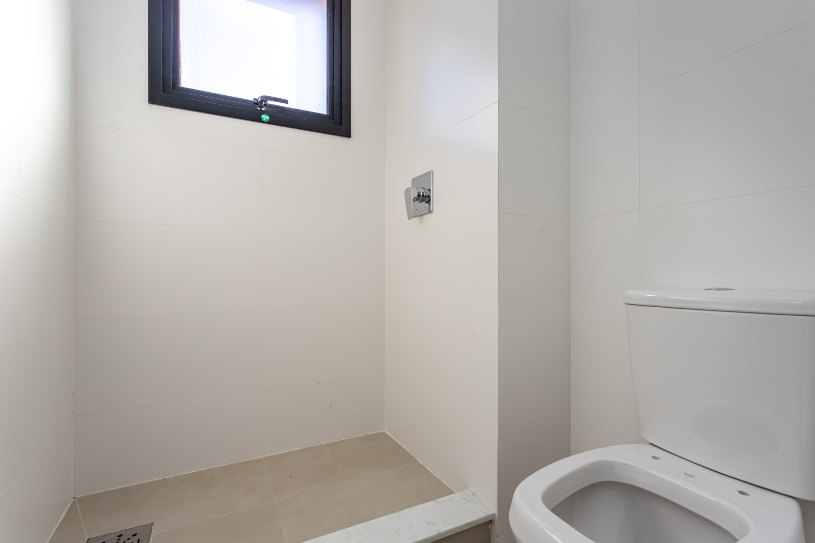 Apartamento à venda com 104m², 3 quartos, 1 suíte, 2 vagas no bairro Tristeza em Porto Alegre - Foto 16