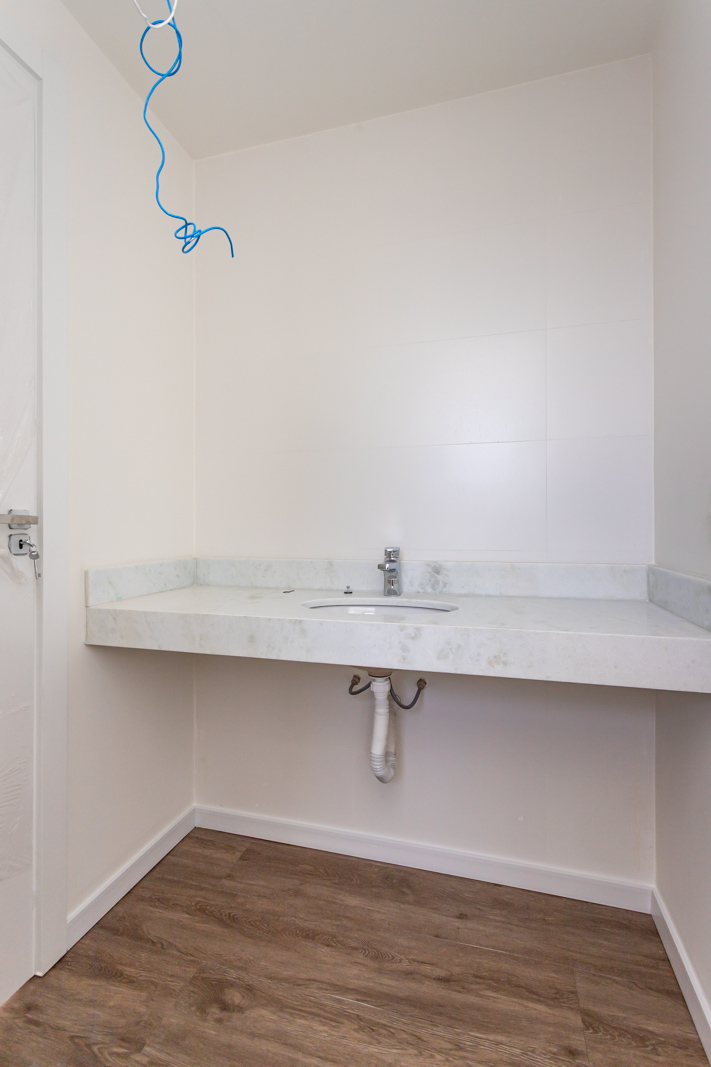 Apartamento à venda com 104m², 3 quartos, 1 suíte, 2 vagas no bairro Tristeza em Porto Alegre - Foto 17