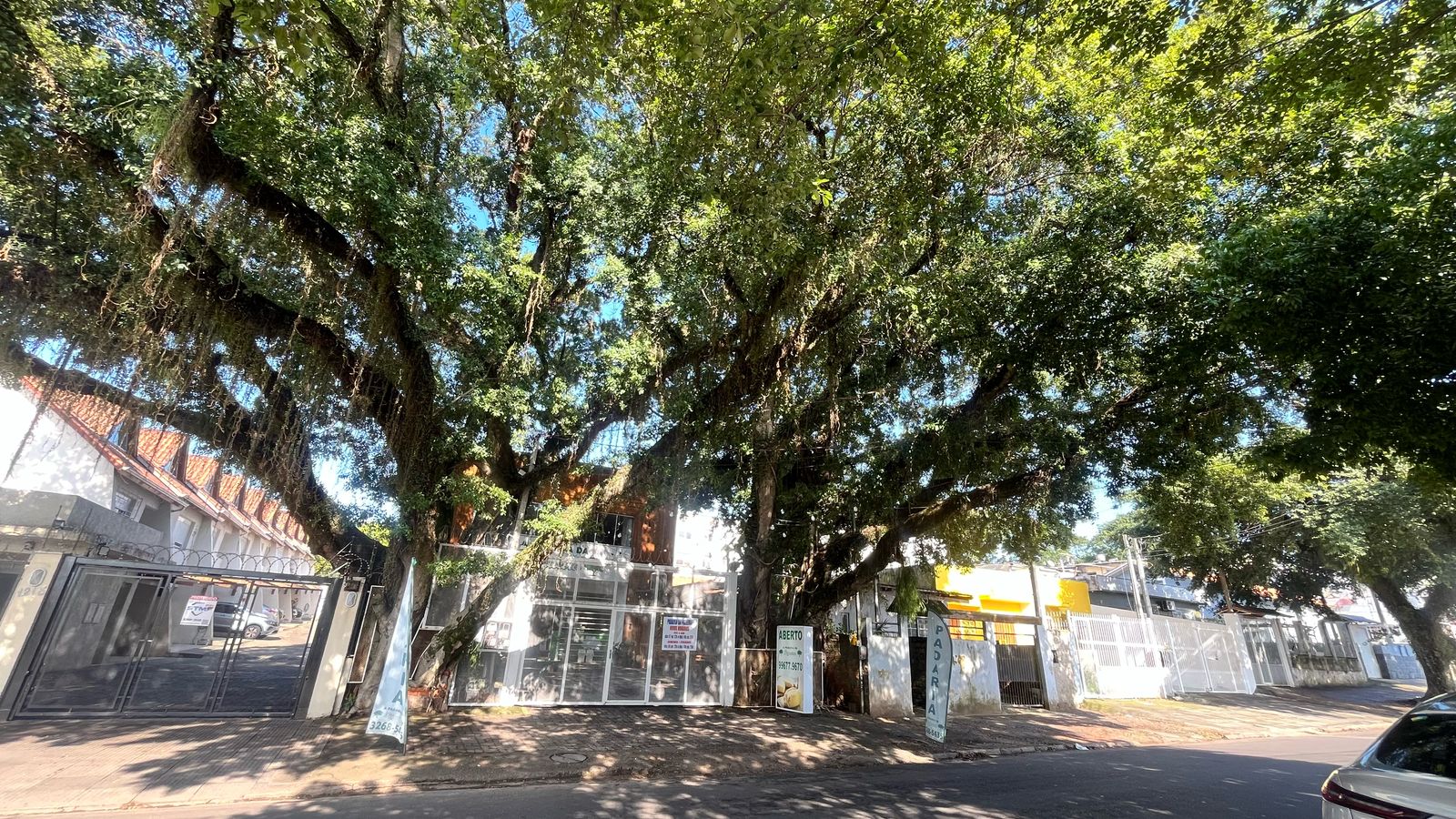 Prédio Comercial à venda com 362m², 4 quartos, 4 suítes, 6 vagas no bairro Tristeza em Porto Alegre - Foto 7