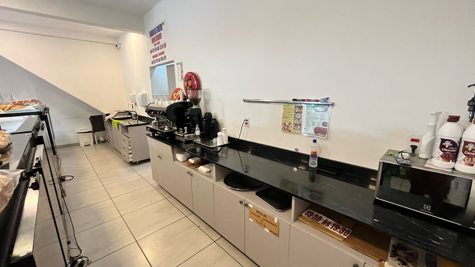 Prédio Comercial à venda com 362m², 4 quartos, 4 suítes, 6 vagas no bairro Tristeza em Porto Alegre - Foto 16