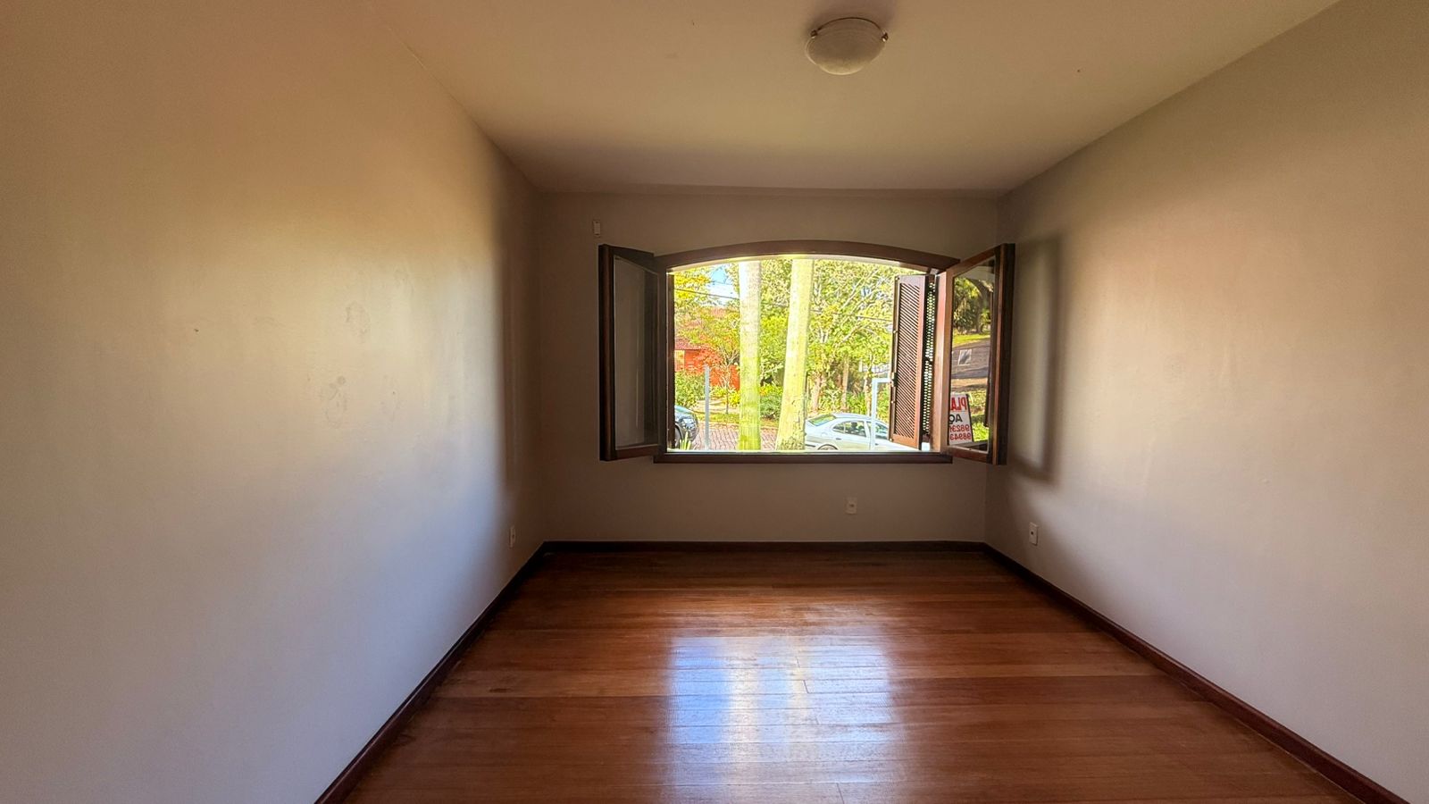 Casa à venda com 410m², 3 quartos, 3 suítes, 2 vagas no bairro Jardim Isabel em Porto Alegre - Foto 16