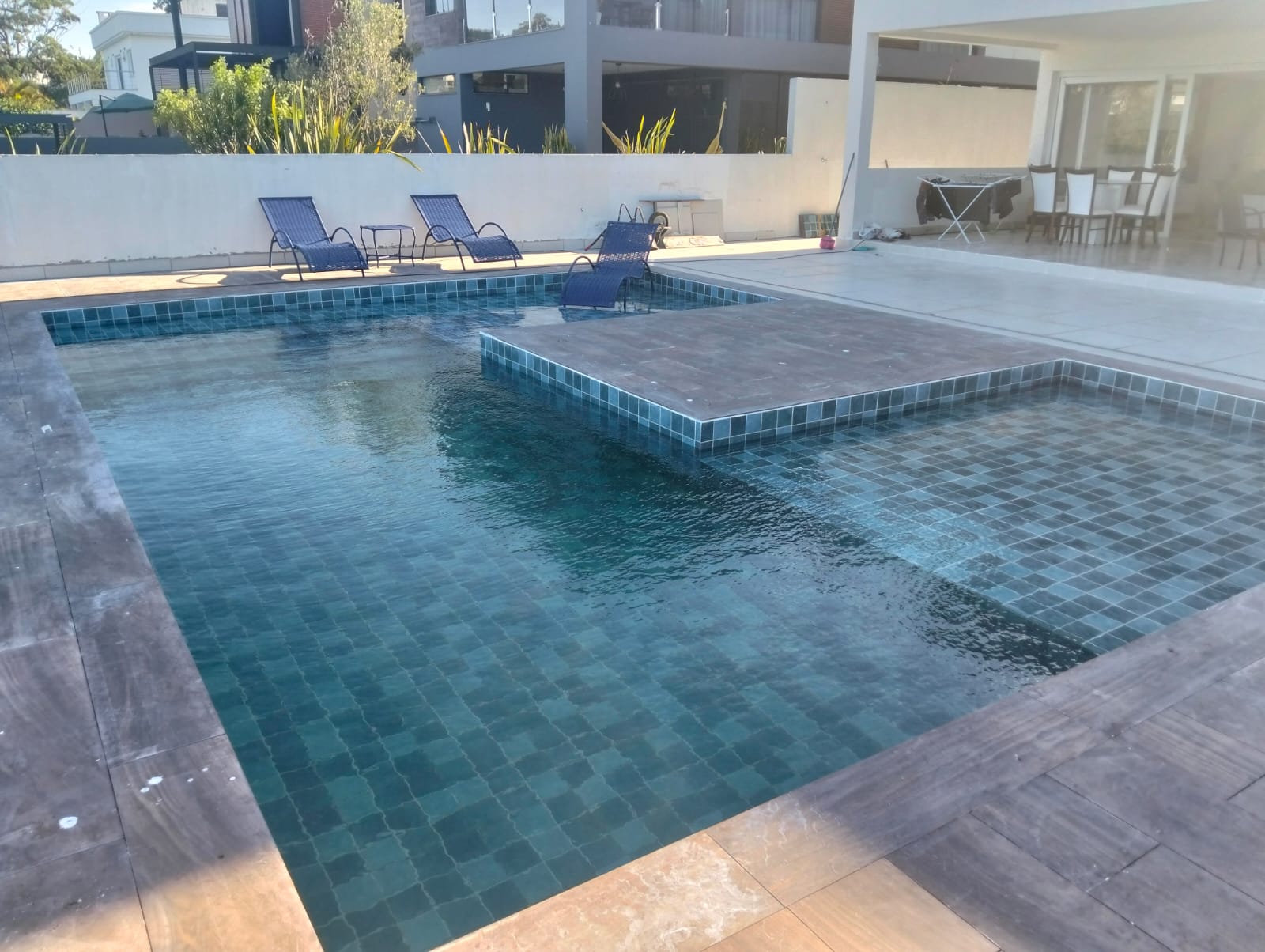 Casa em Condomínio para alugar com 324m², 5 quartos, 5 suítes, 6 vagas no bairro Terra Ville em Porto Alegre - Foto 16