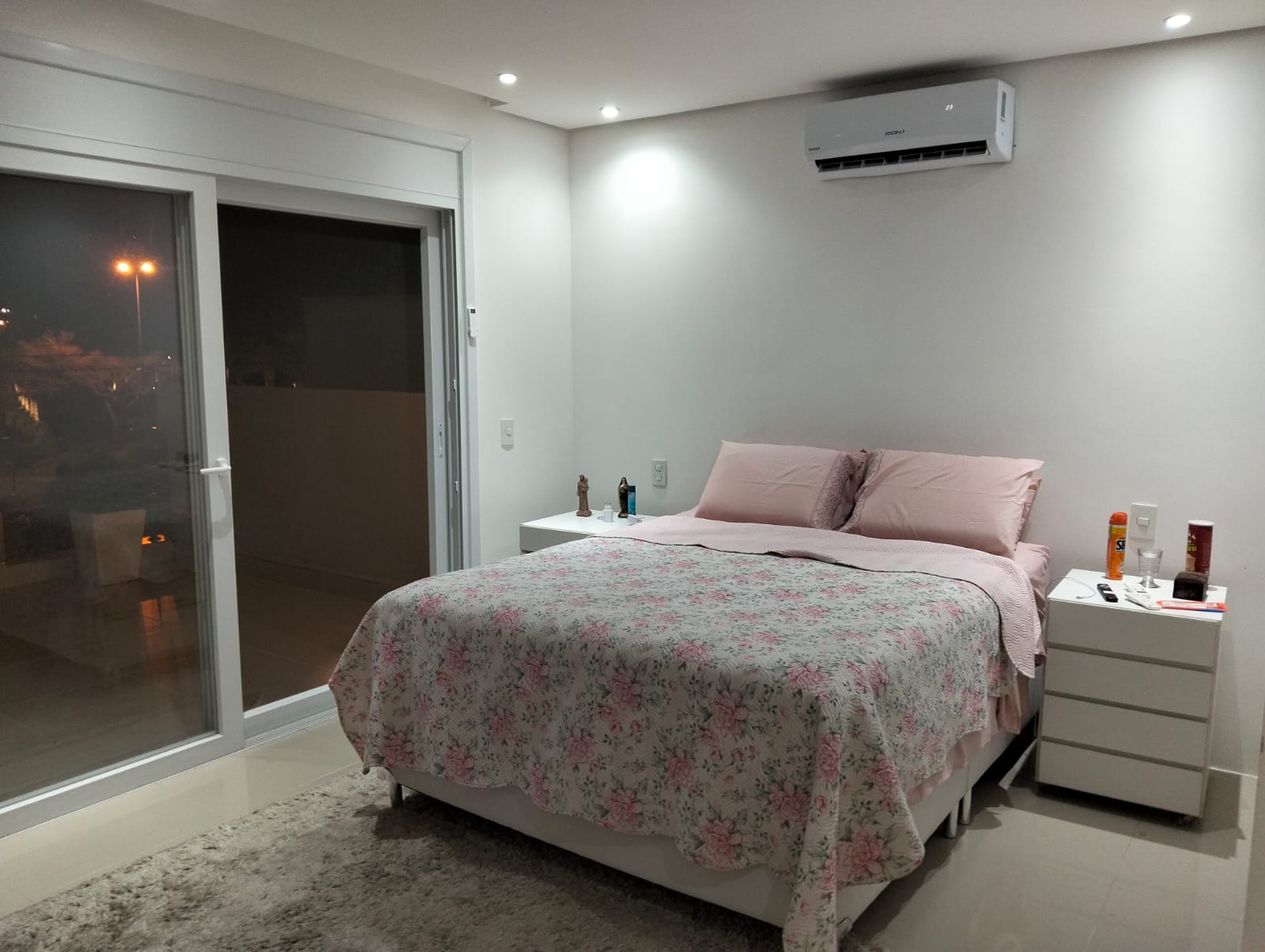Casa em Condomínio para alugar com 324m², 5 quartos, 5 suítes, 6 vagas no bairro Terra Ville em Porto Alegre - Foto 13