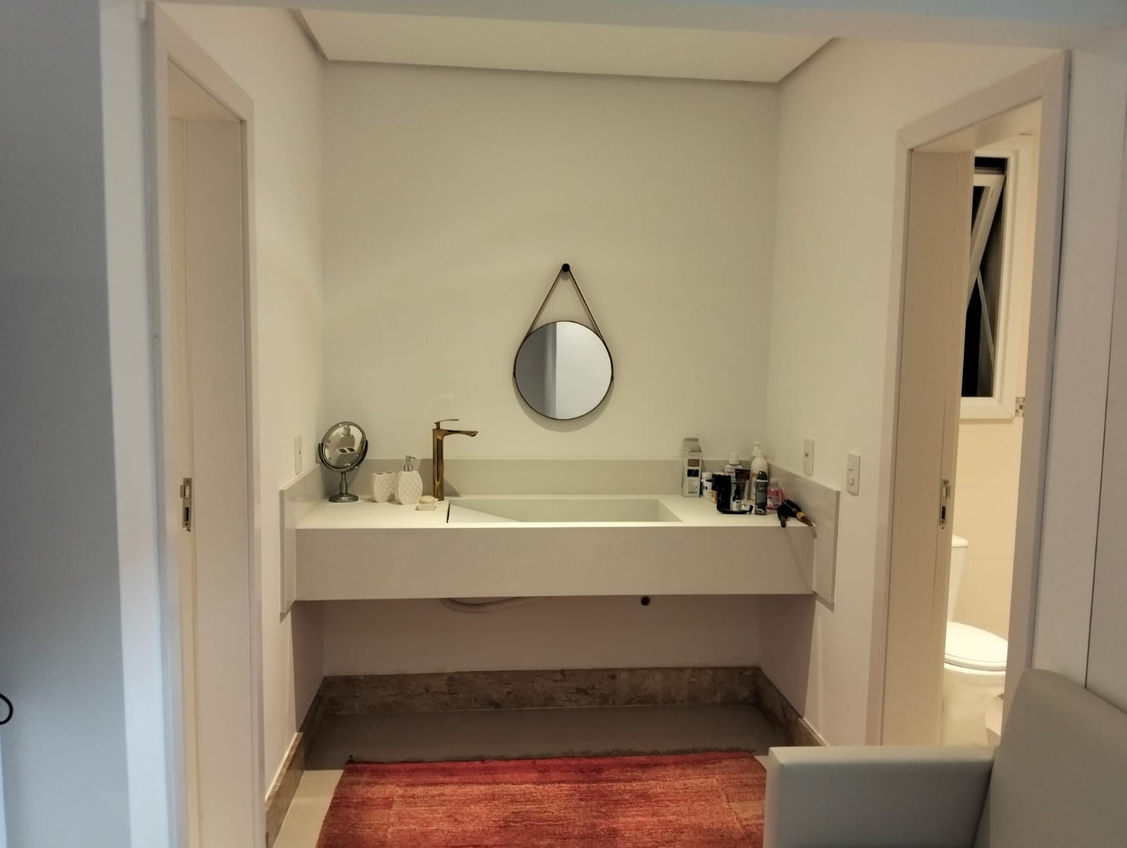 Casa em Condomínio para alugar com 324m², 5 quartos, 5 suítes, 6 vagas no bairro Terra Ville em Porto Alegre - Foto 10