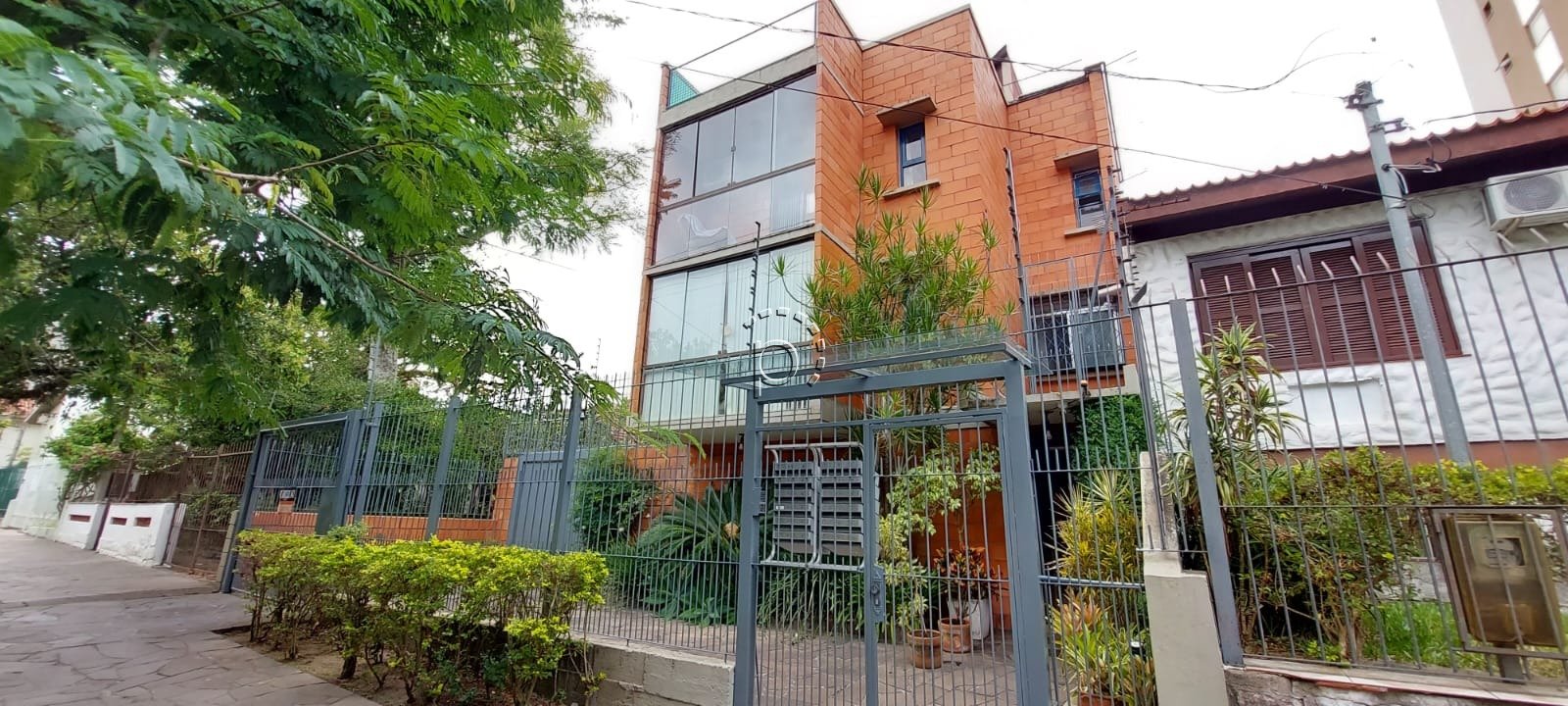 Apartamento à venda com 88m², 2 quartos, 1 vaga no bairro Tristeza em Porto Alegre