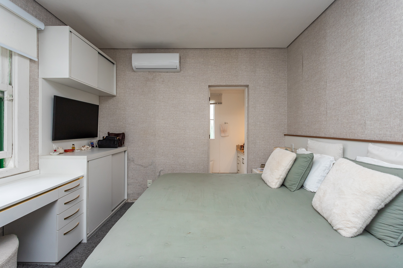 Casa à venda com 150m², 3 quartos, 1 suíte, 3 vagas no bairro Vila Assunção em Porto Alegre - Foto 12