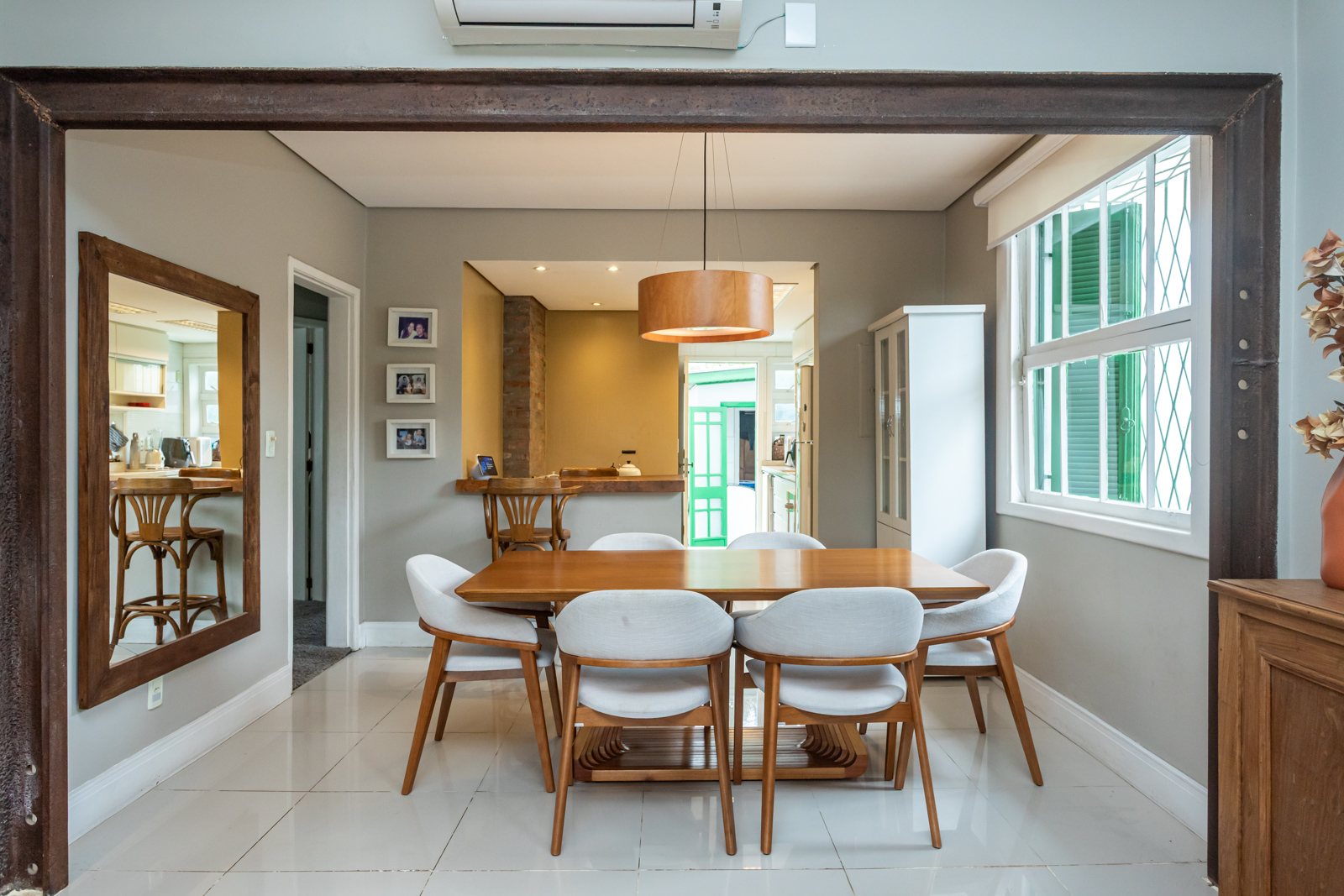 Casa à venda com 150m², 3 quartos, 1 suíte, 3 vagas no bairro Vila Assunção em Porto Alegre - Foto 5