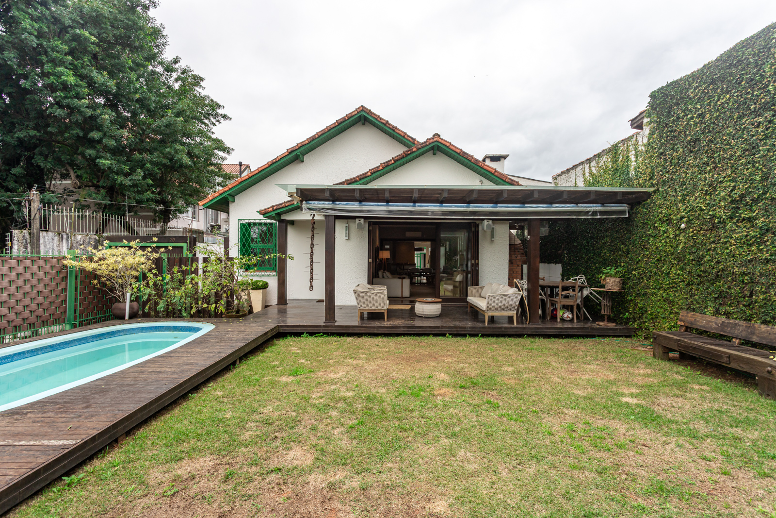 Casa à venda com 150m², 3 quartos, 1 suíte, 3 vagas no bairro Vila Assunção em Porto Alegre - Foto 19