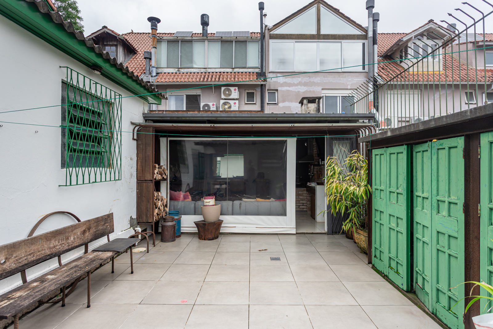 Casa à venda com 150m², 3 quartos, 1 suíte, 3 vagas no bairro Vila Assunção em Porto Alegre - Foto 15