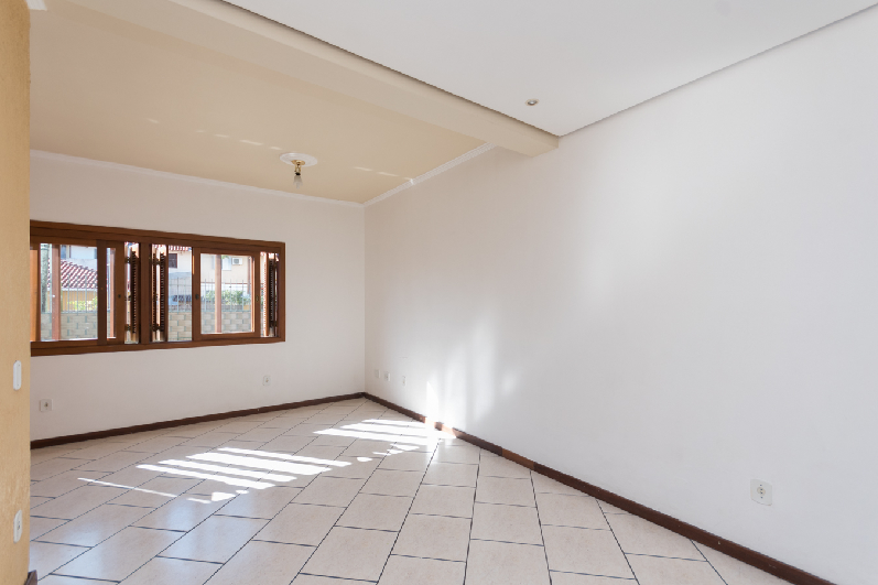 Casa para alugar com 150m², 3 quartos no bairro Camaquã em Porto Alegre - Foto 3