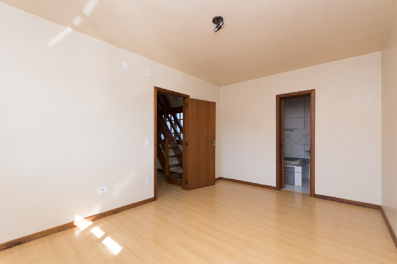 Casa para alugar com 150m², 3 quartos no bairro Camaquã em Porto Alegre - Foto 8