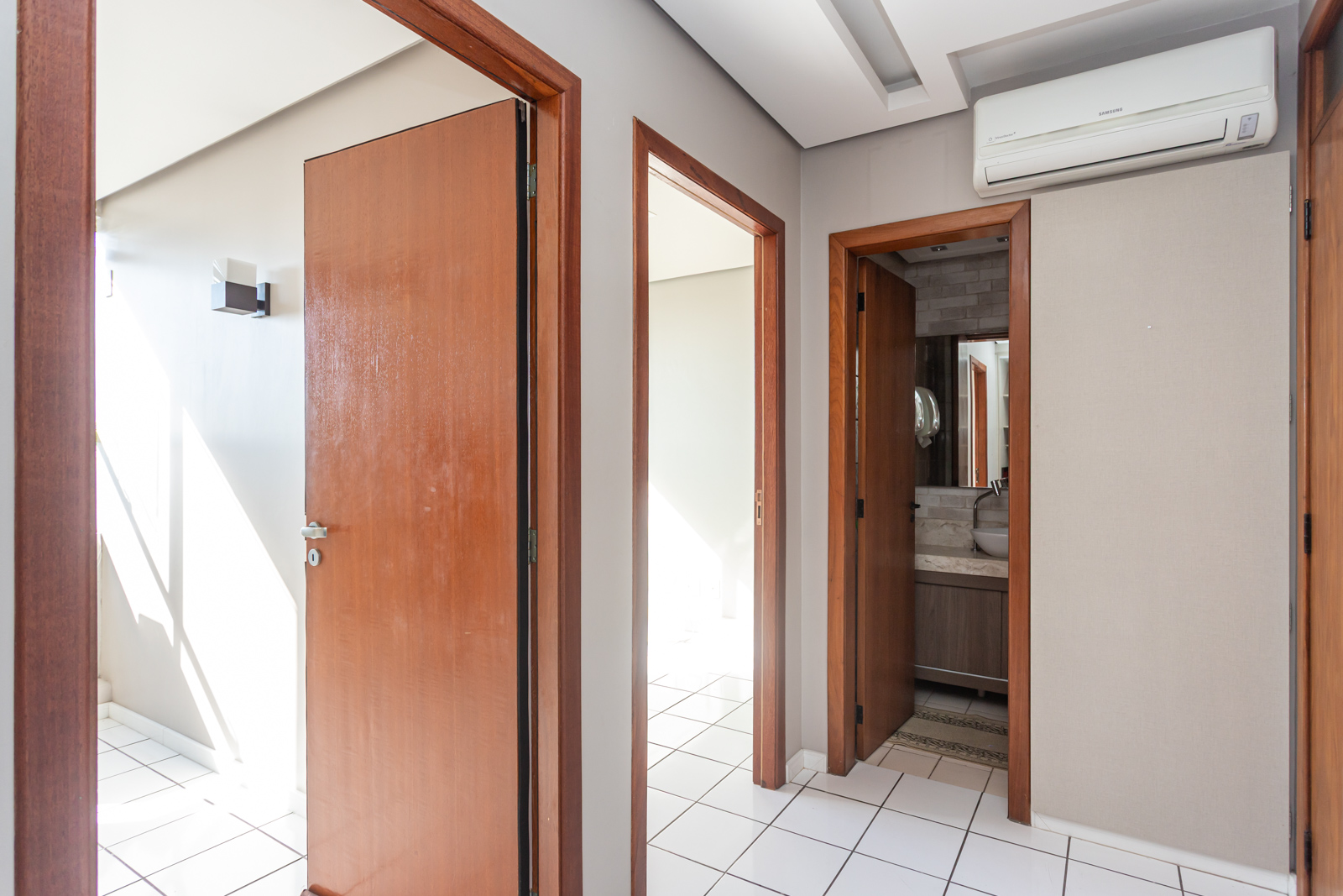 Sala para alugar com 1m² no bairro Cristal em Porto Alegre - Foto 10