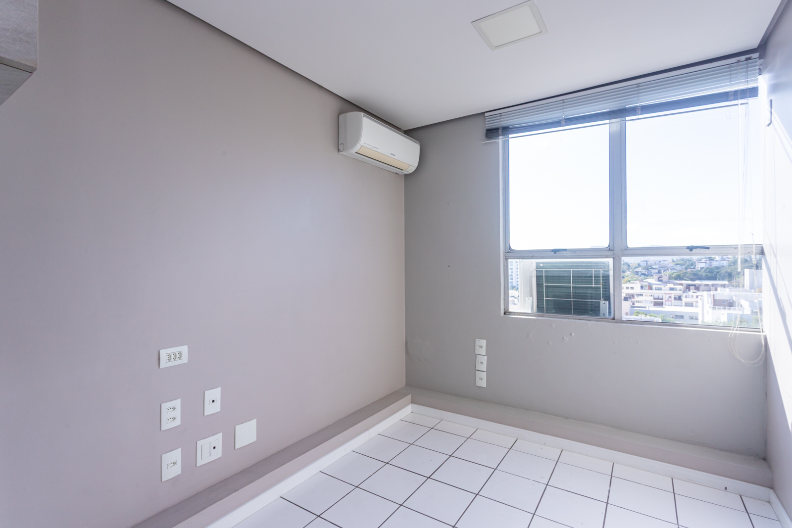 Sala para alugar com 1m² no bairro Cristal em Porto Alegre - Foto 3