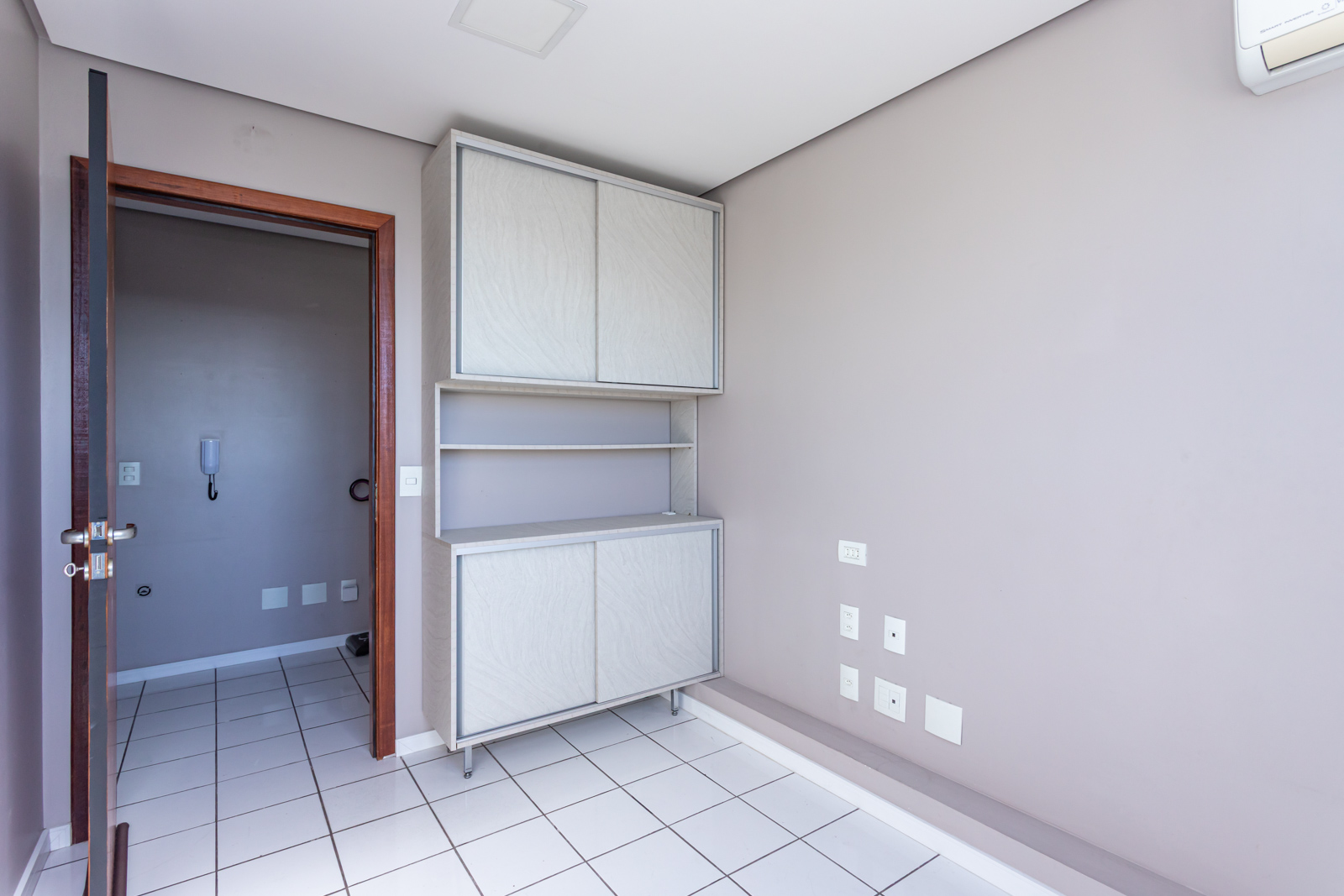 Sala para alugar com 1m² no bairro Cristal em Porto Alegre - Foto 6