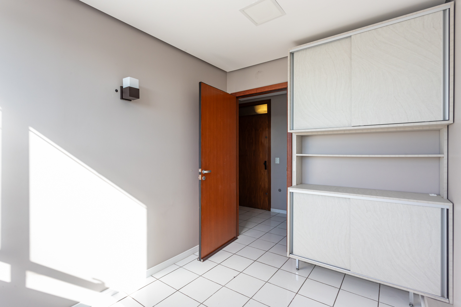 Sala para alugar com 1m² no bairro Cristal em Porto Alegre - Foto 7