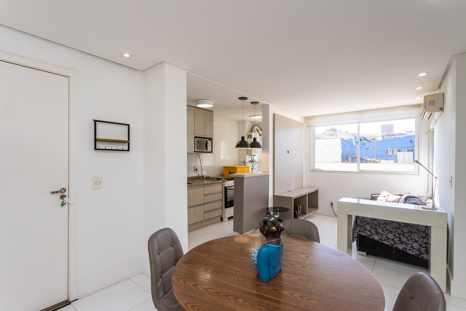 Apartamento à venda com 45m², 2 quartos no bairro Cristal em Porto Alegre