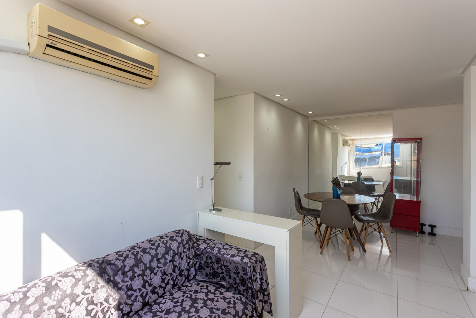 Apartamento à venda com 45m², 2 quartos no bairro Cristal em Porto Alegre - Foto 3
