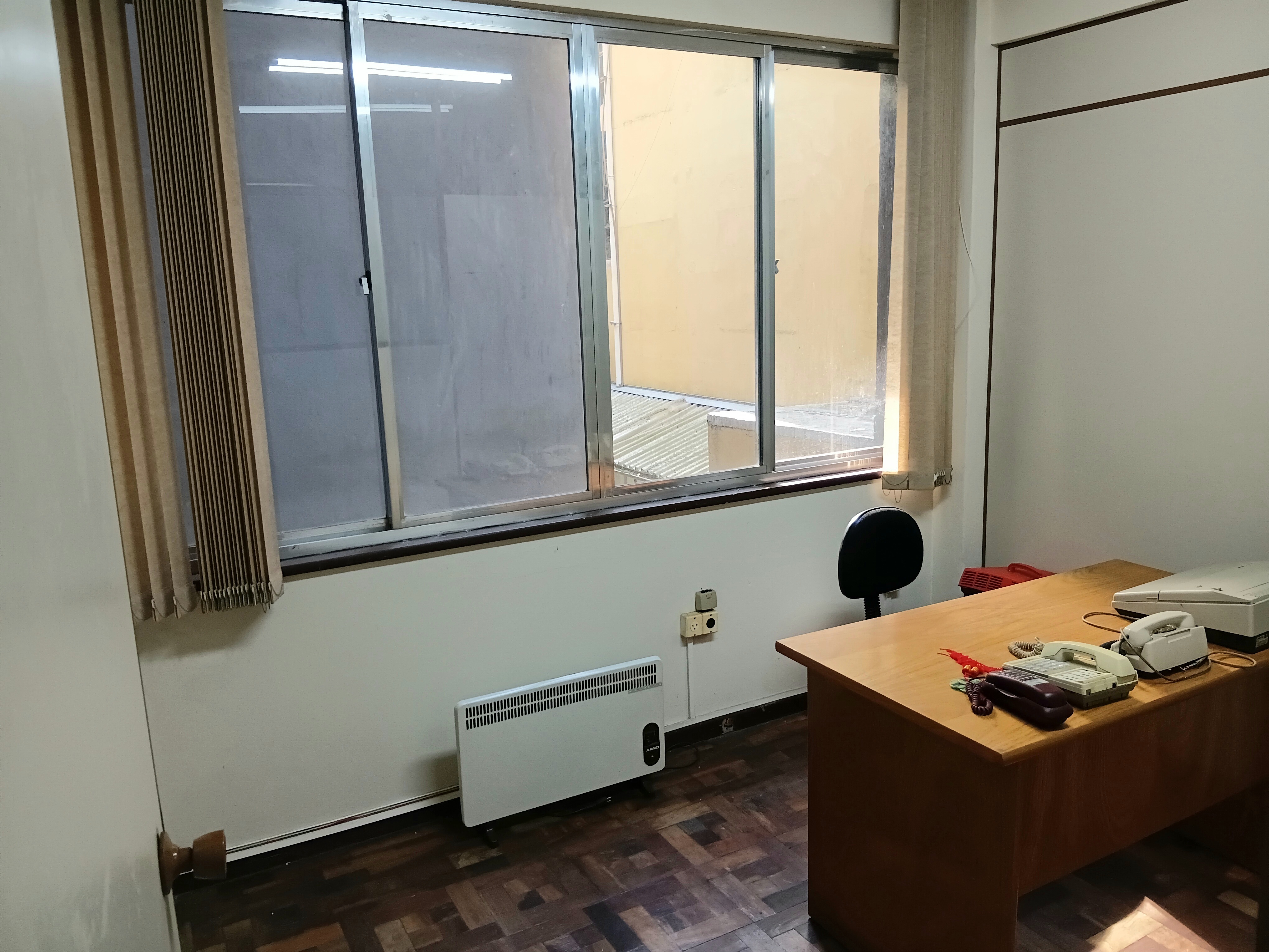 Sala para alugar com 40m² no bairro Centro Historico em Porto Alegre - Foto 3