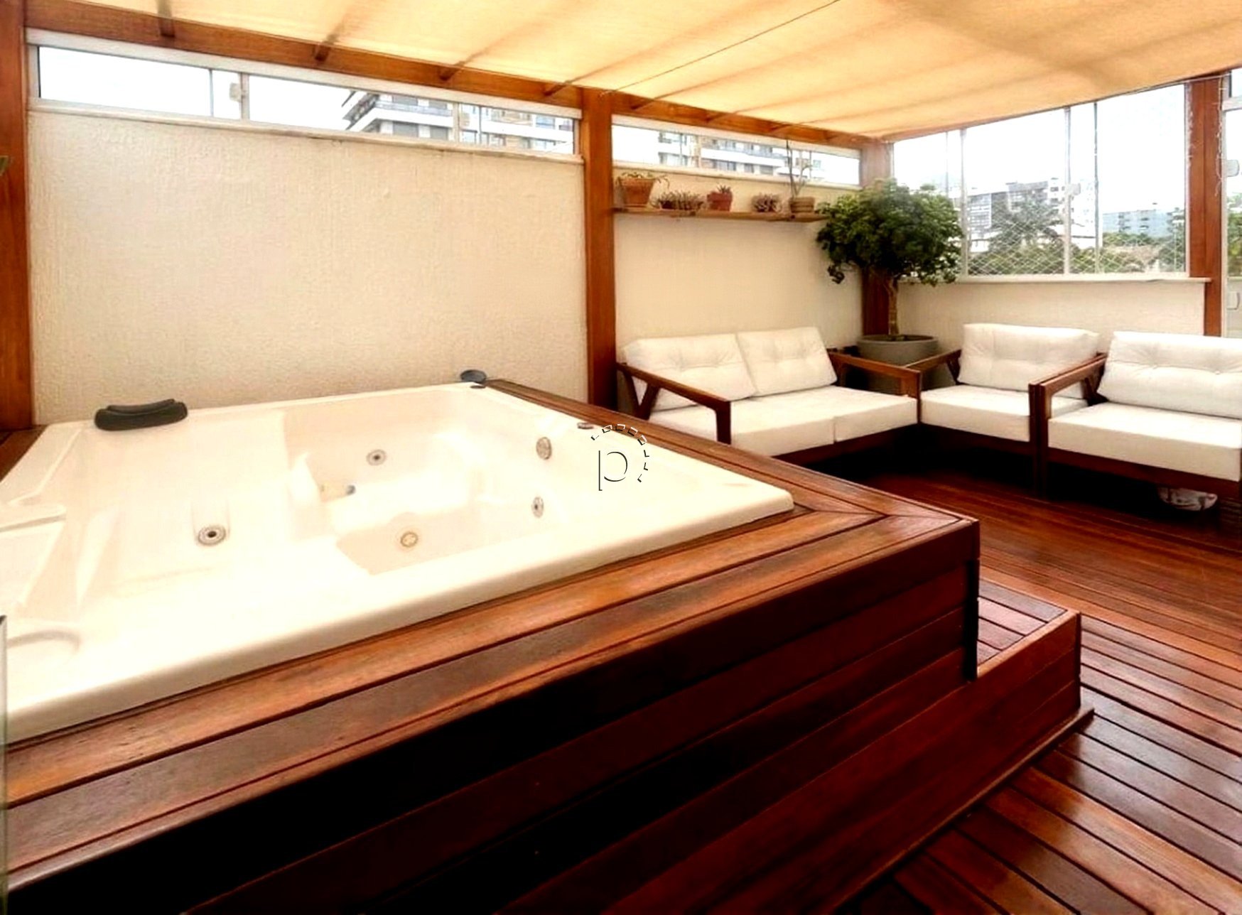 Apartamento à venda com 191m², 3 quartos, 1 suíte, 3 vagas no bairro Tristeza em Porto Alegre