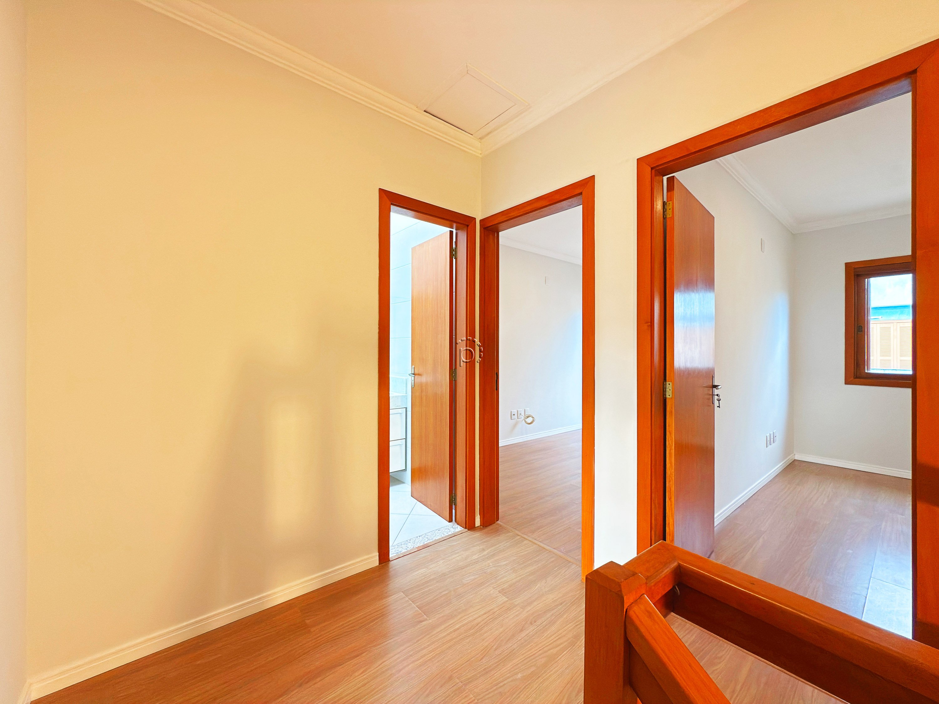 Casa à venda com 139m², 3 quartos, 1 suíte, 2 vagas no bairro Hípica em Porto Alegre - Foto 13