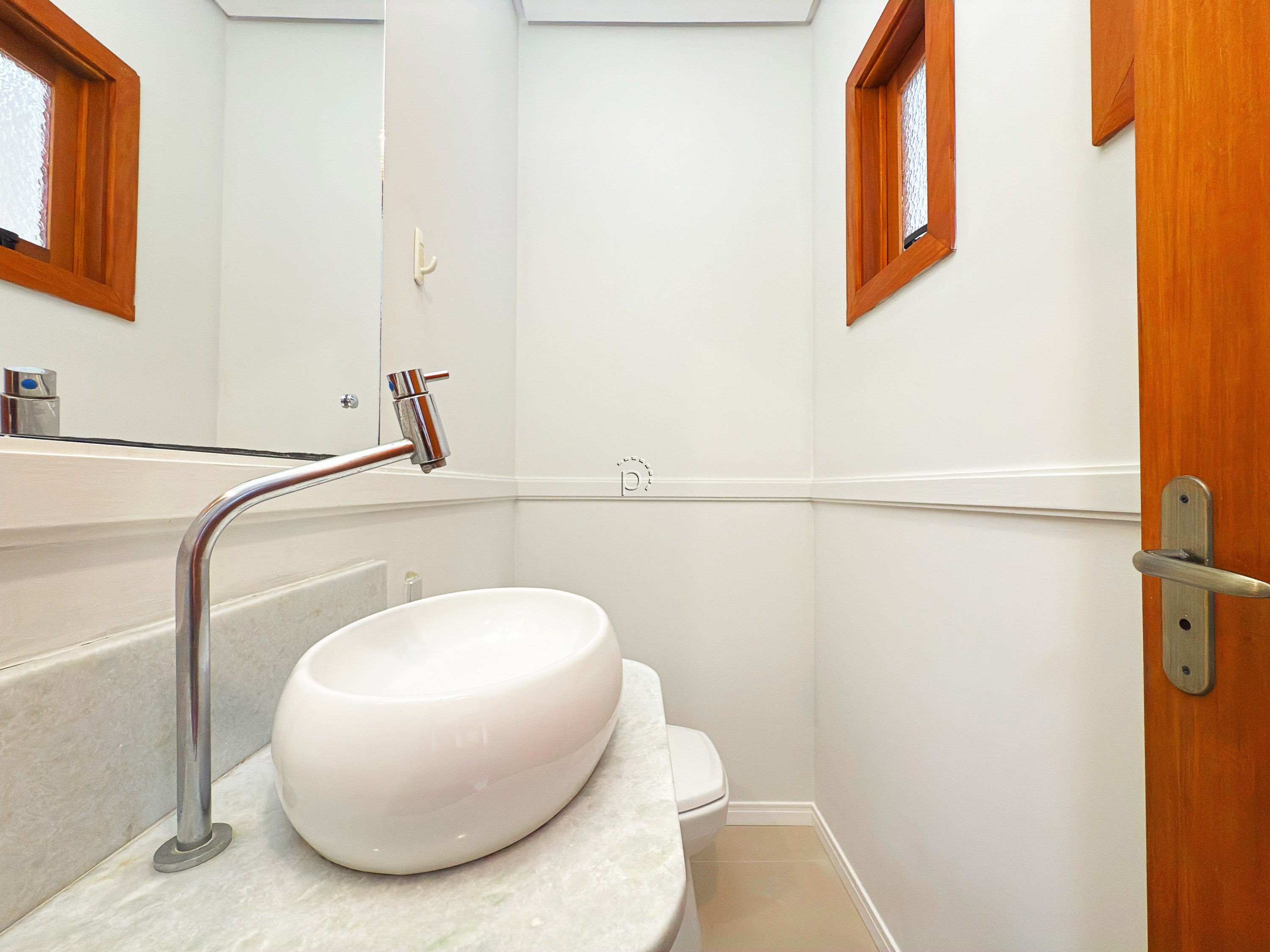 Casa à venda com 139m², 3 quartos, 1 suíte, 2 vagas no bairro Hípica em Porto Alegre - Foto 6