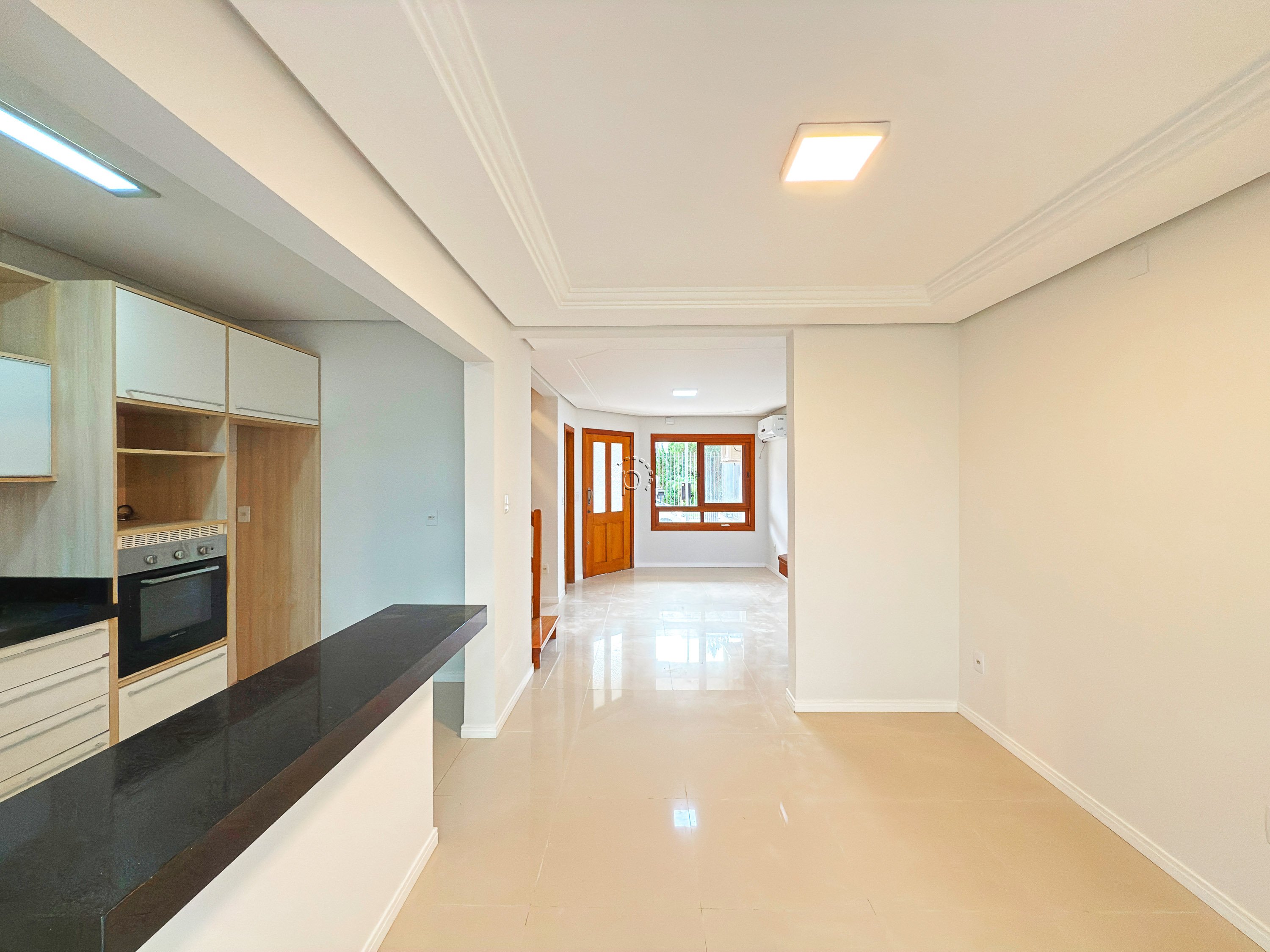 Casa à venda com 139m², 3 quartos, 1 suíte, 2 vagas no bairro Hípica em Porto Alegre - Foto 9