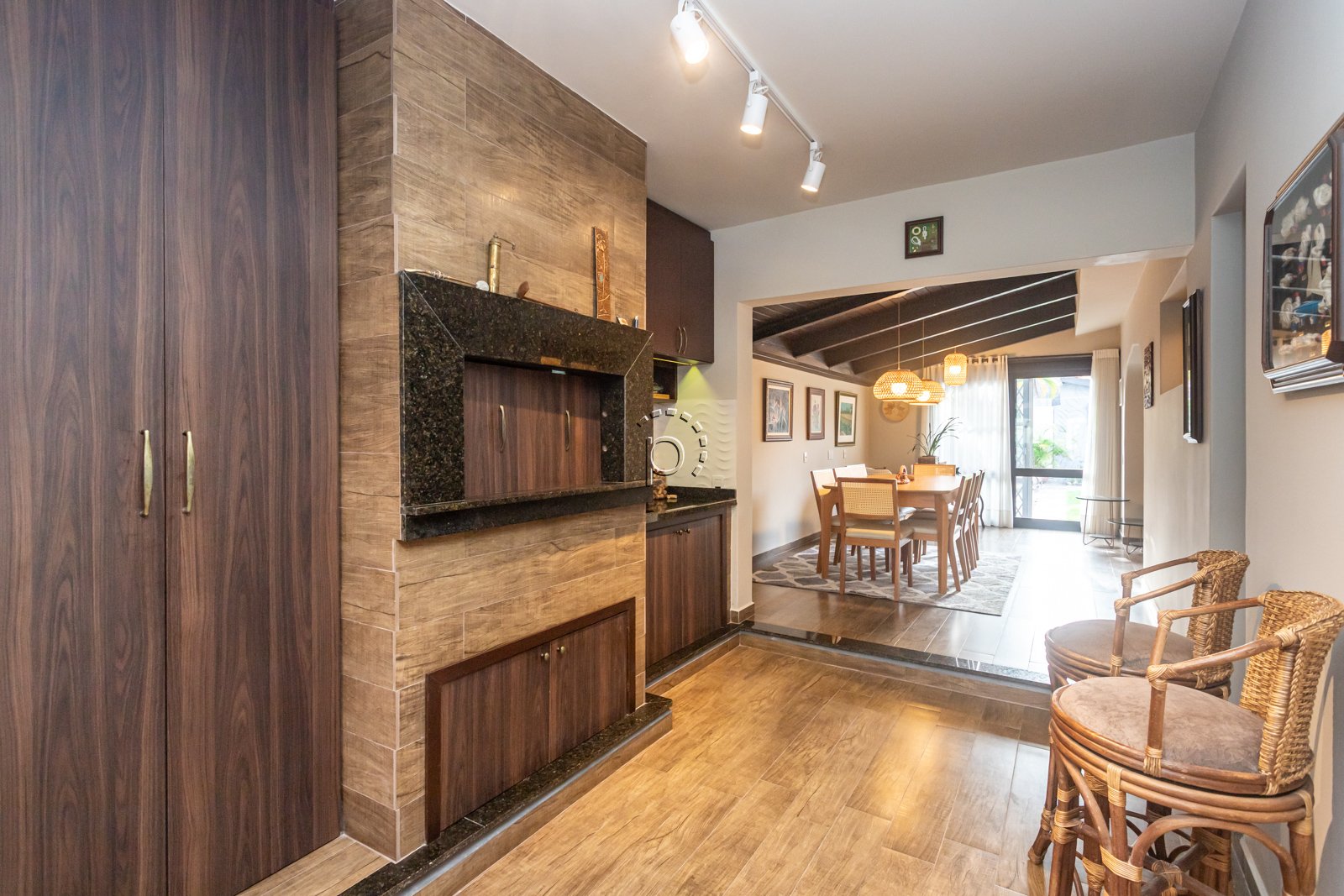 Casa à venda com 362m², 3 quartos, 1 suíte no bairro Jardim Isabel em Porto Alegre - Foto 29