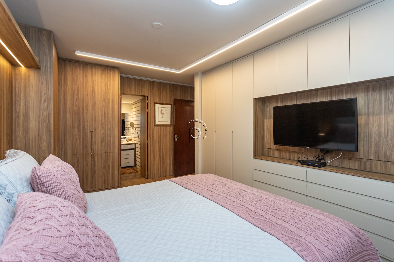 Casa à venda com 362m², 3 quartos, 1 suíte no bairro Jardim Isabel em Porto Alegre - Foto 48