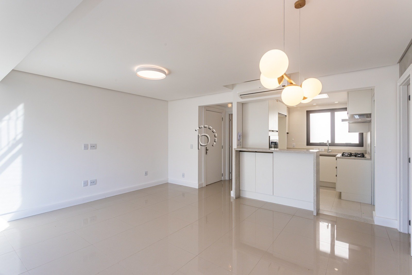 Apartamento à venda com 88m², 3 quartos, 1 suíte, 2 vagas no bairro Tristeza em Porto Alegre - Foto 4