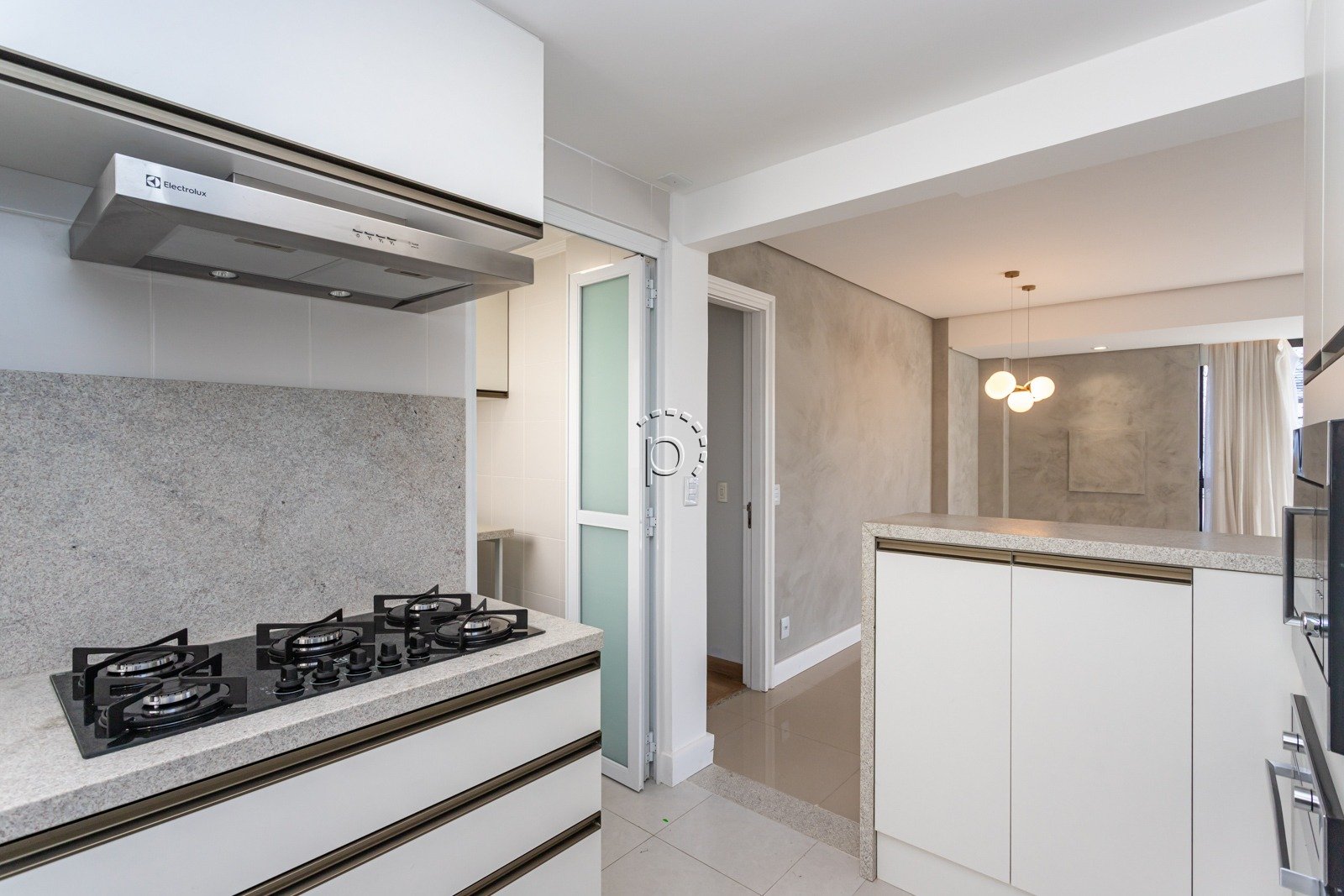 Apartamento à venda com 88m², 3 quartos, 1 suíte, 2 vagas no bairro Tristeza em Porto Alegre - Foto 10
