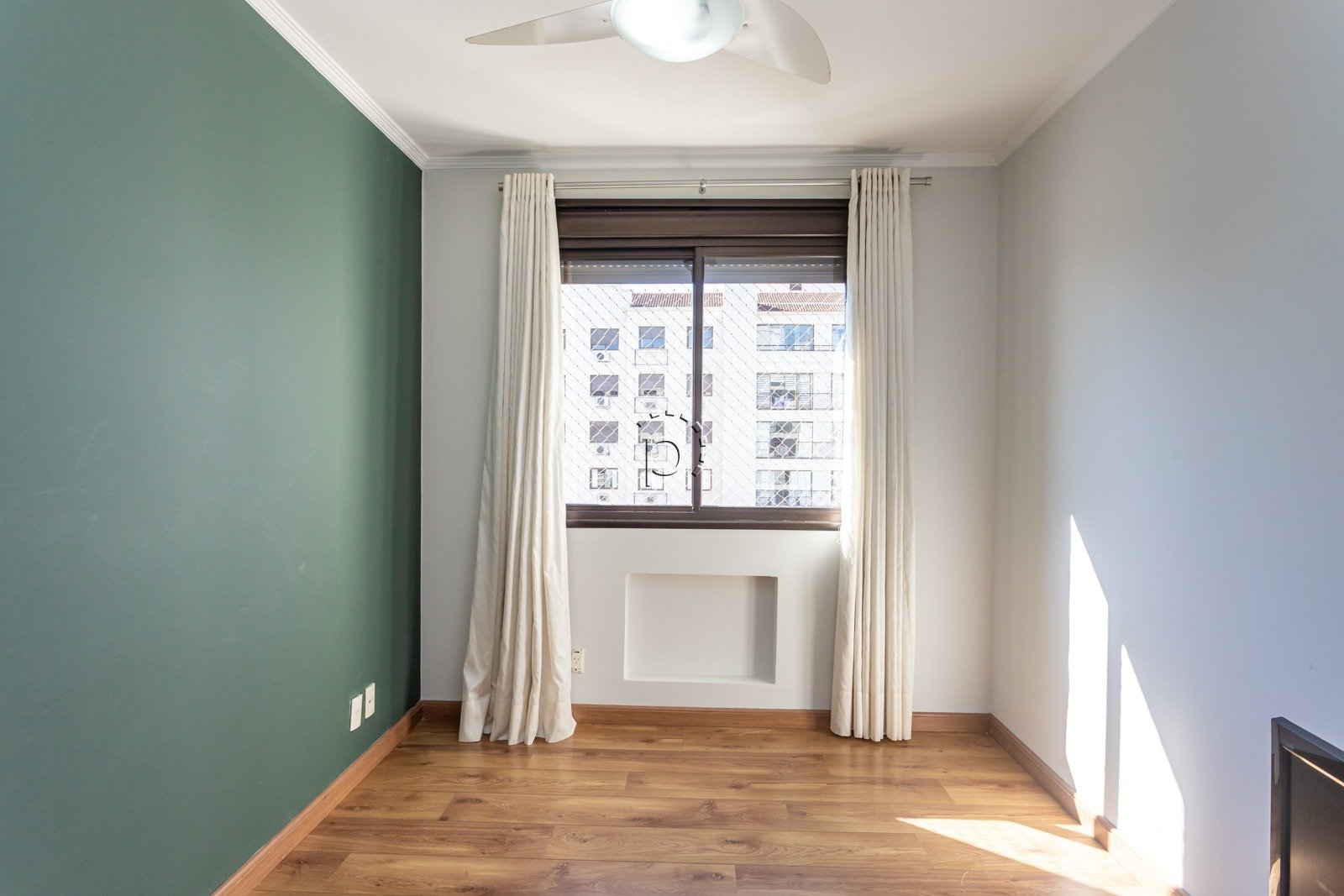 Apartamento à venda com 88m², 3 quartos, 1 suíte, 2 vagas no bairro Tristeza em Porto Alegre - Foto 13