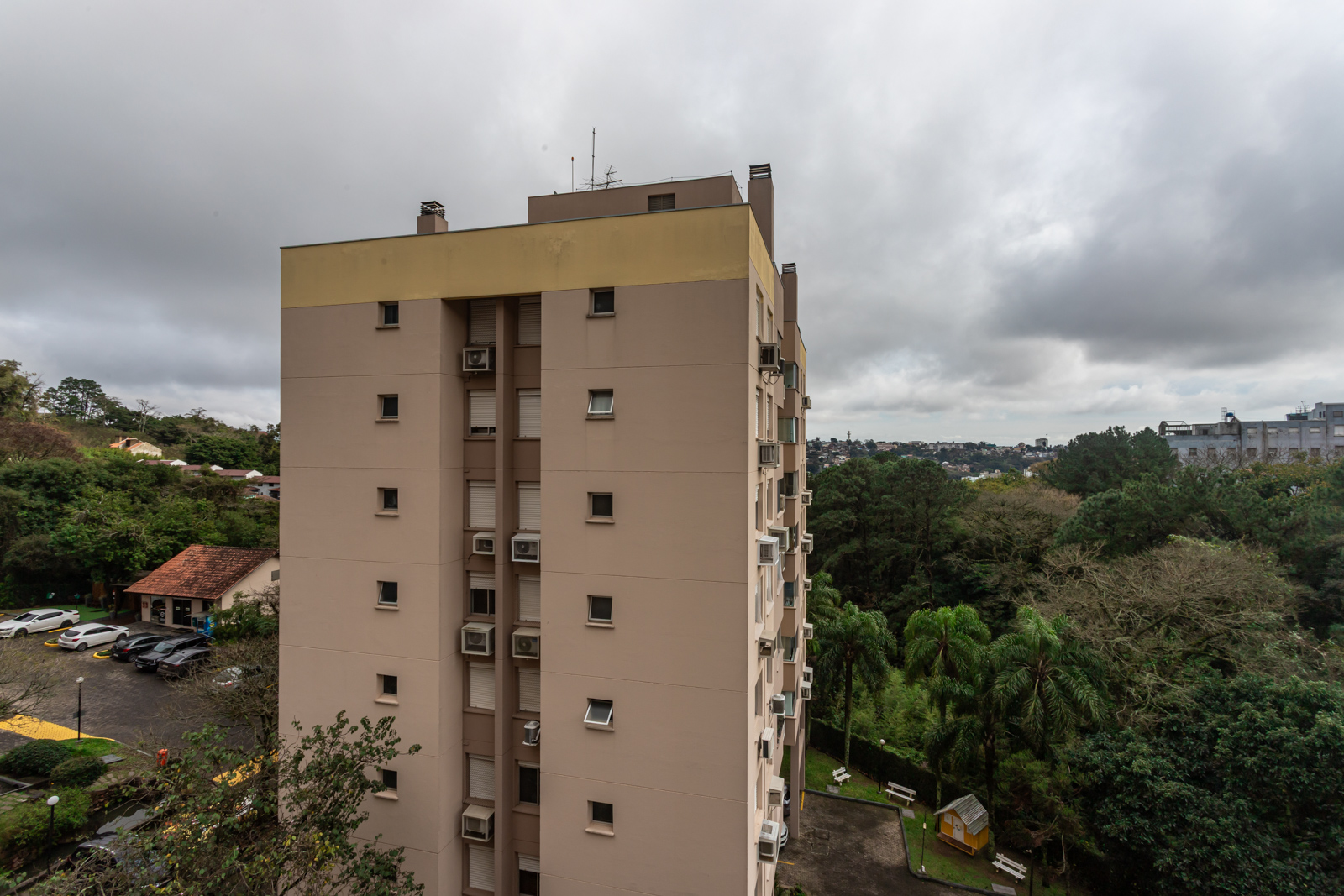 Apartamento à venda com 61m², 1 vaga no bairro Nonoai em Porto Alegre - Foto 9