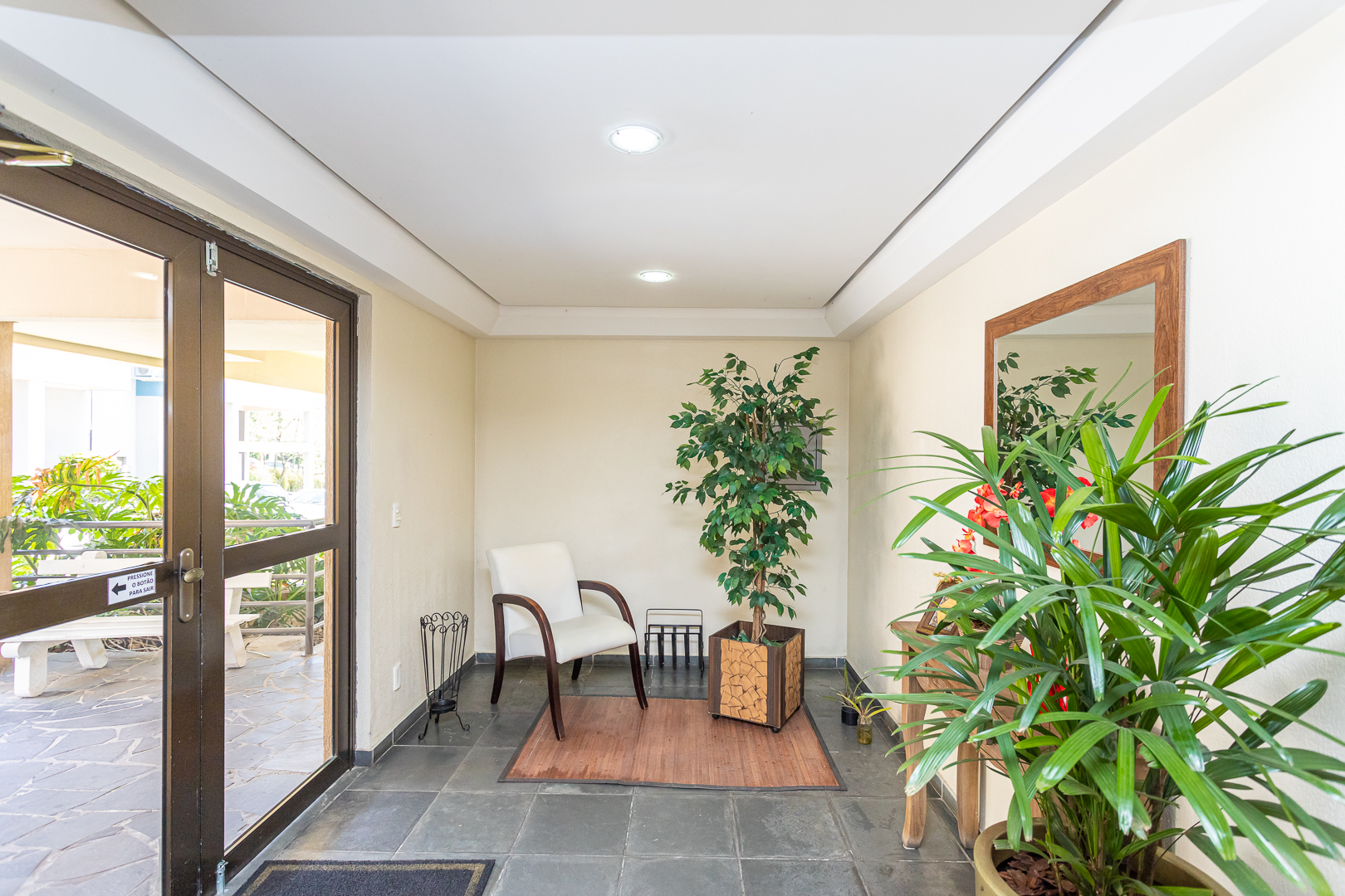Apartamento à venda com 61m², 1 vaga no bairro Nonoai em Porto Alegre - Foto 14