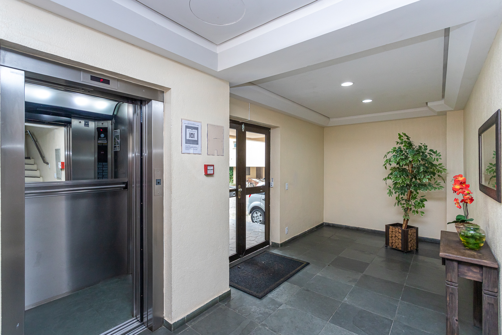 Apartamento à venda com 61m², 1 vaga no bairro Nonoai em Porto Alegre - Foto 15
