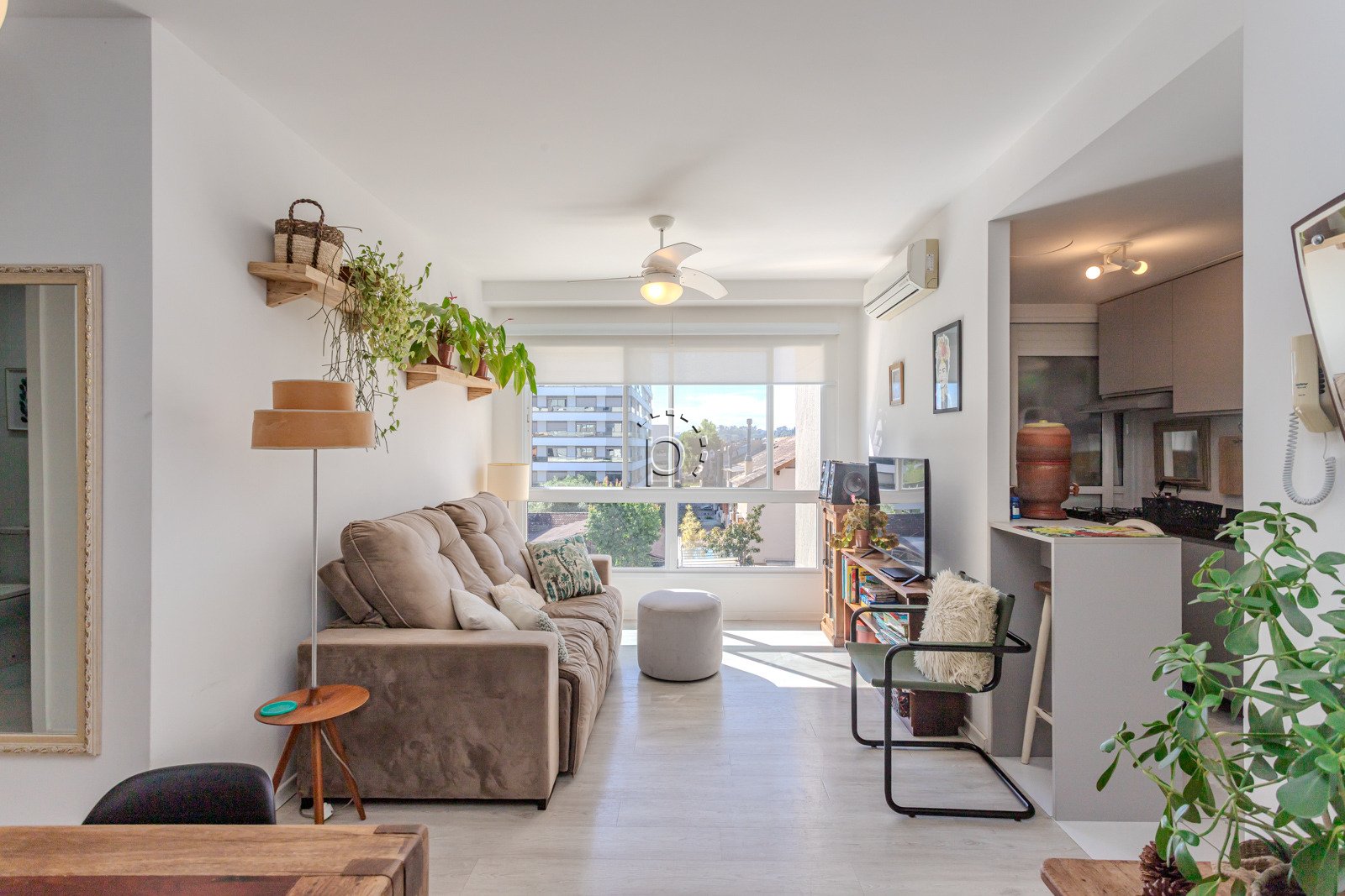 Apartamento à venda com 69m², 2 quartos, 1 suíte, 2 vagas no bairro Tristeza em Porto Alegre