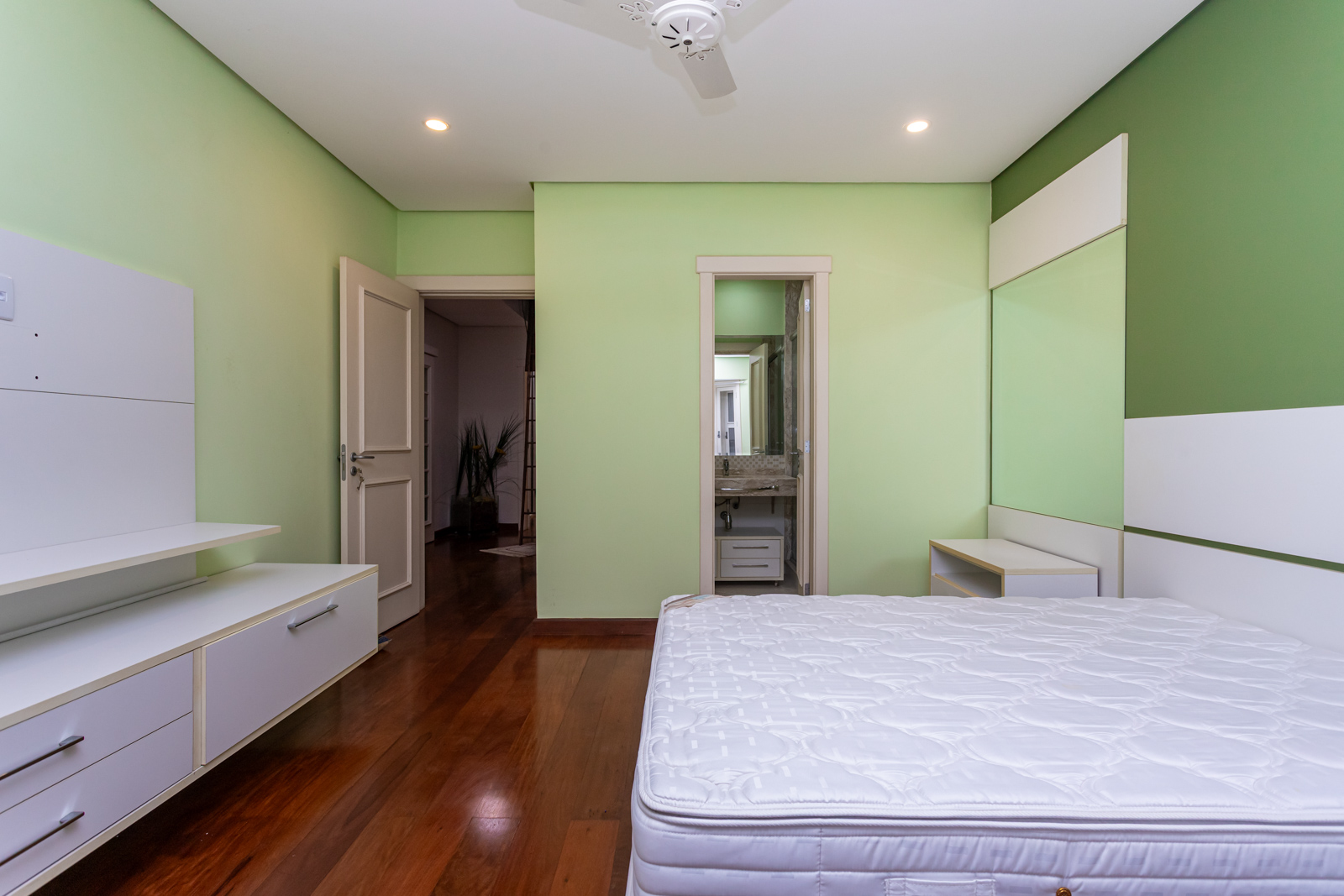 Casa em Condomínio à venda com 420m², 4 quartos no bairro Terra Ville em Porto Alegre - Foto 24