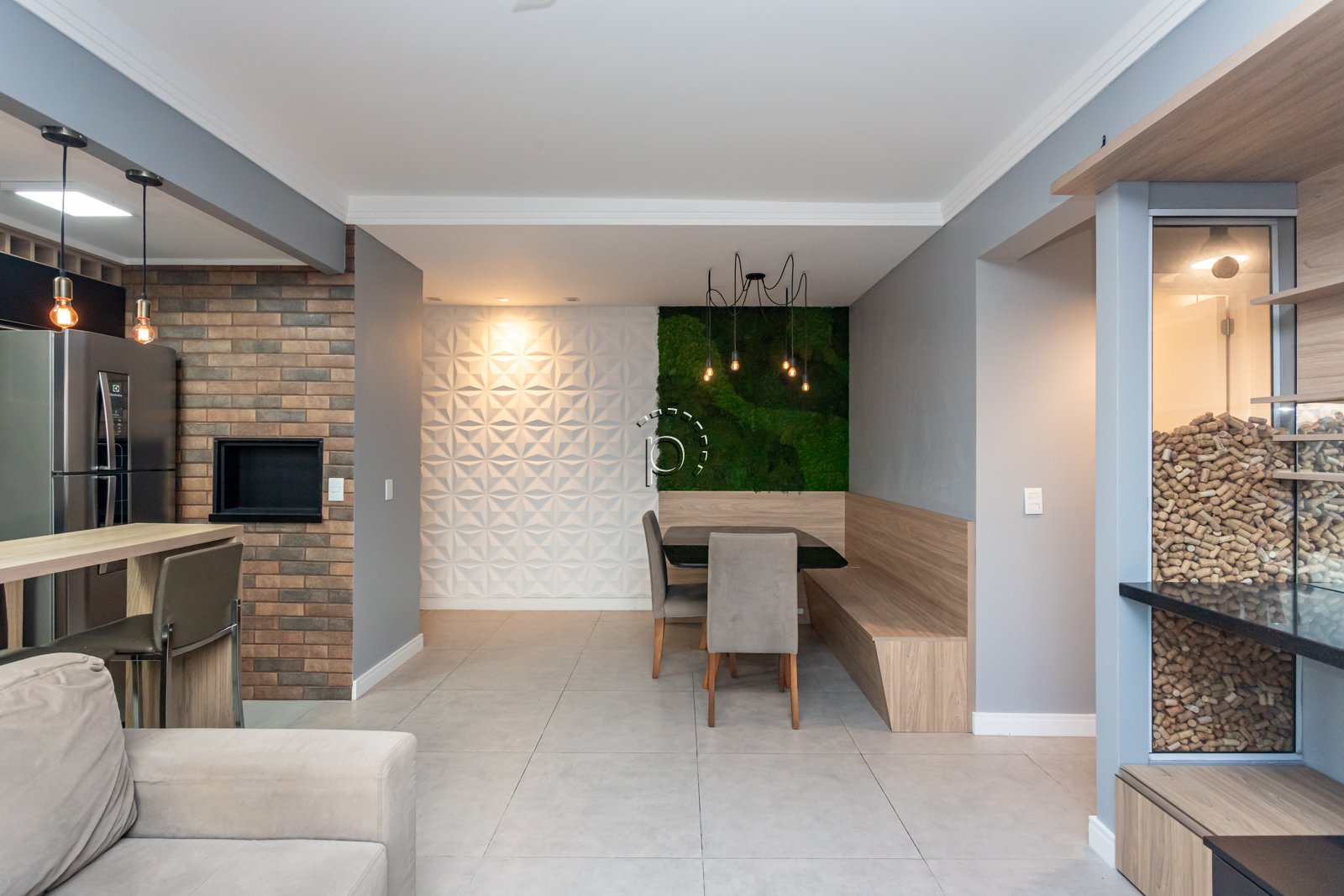 Apartamento à venda com 60m², 2 quartos, 1 suíte, 2 vagas no bairro Cristal em Porto Alegre - Foto 3