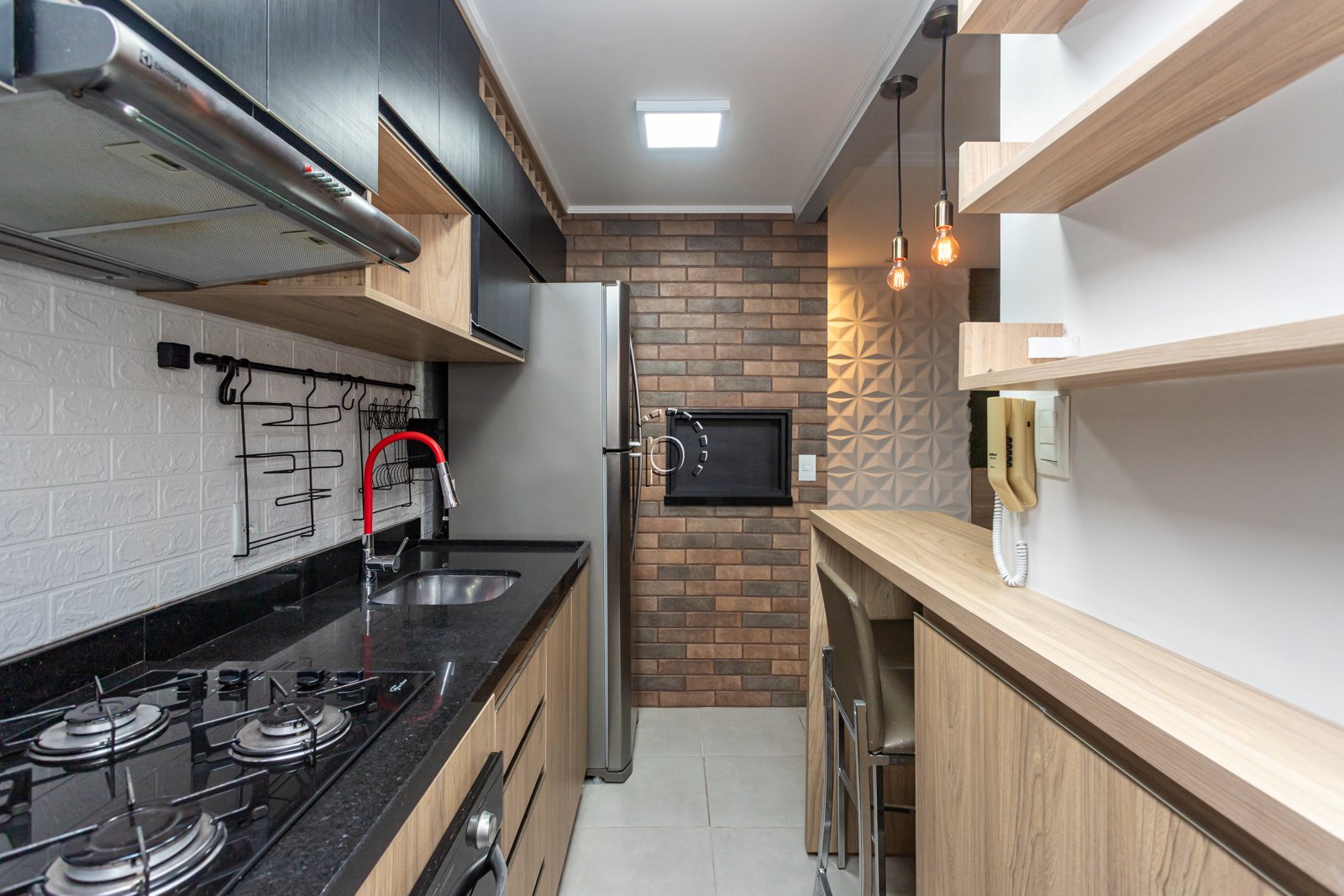 Apartamento à venda com 60m², 2 quartos, 1 suíte, 2 vagas no bairro Cristal em Porto Alegre - Foto 13