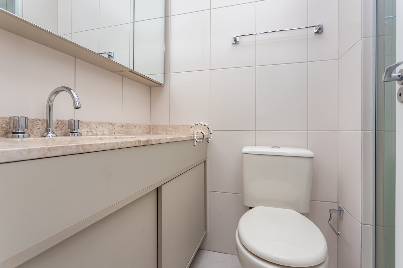 Apartamento à venda com 60m², 2 quartos, 1 suíte, 1 vaga no bairro Cristal em Porto Alegre - Foto 14