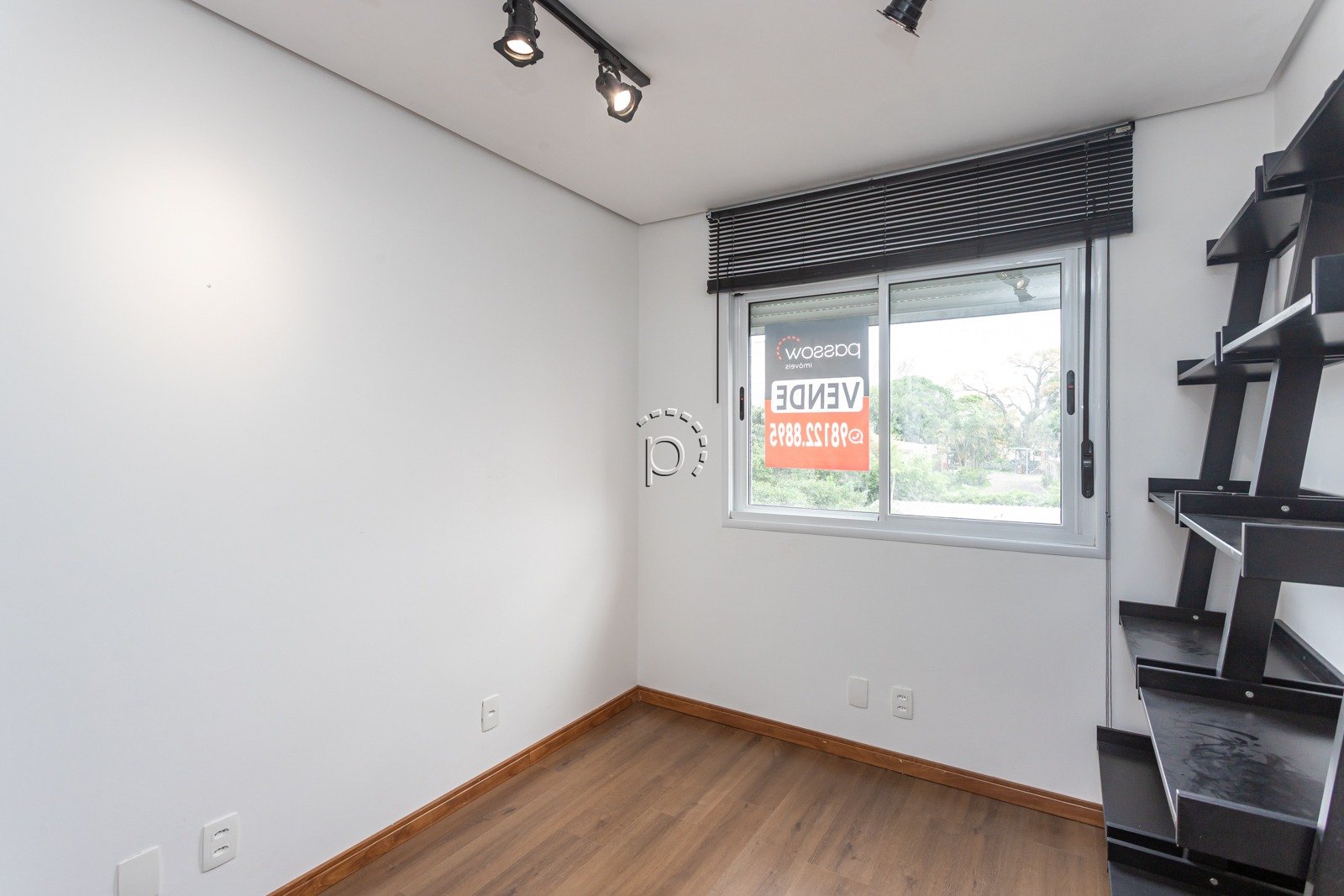 Apartamento à venda com 93m², 3 quartos, 1 suíte, 2 vagas no bairro Tristeza em Porto Alegre - Foto 13
