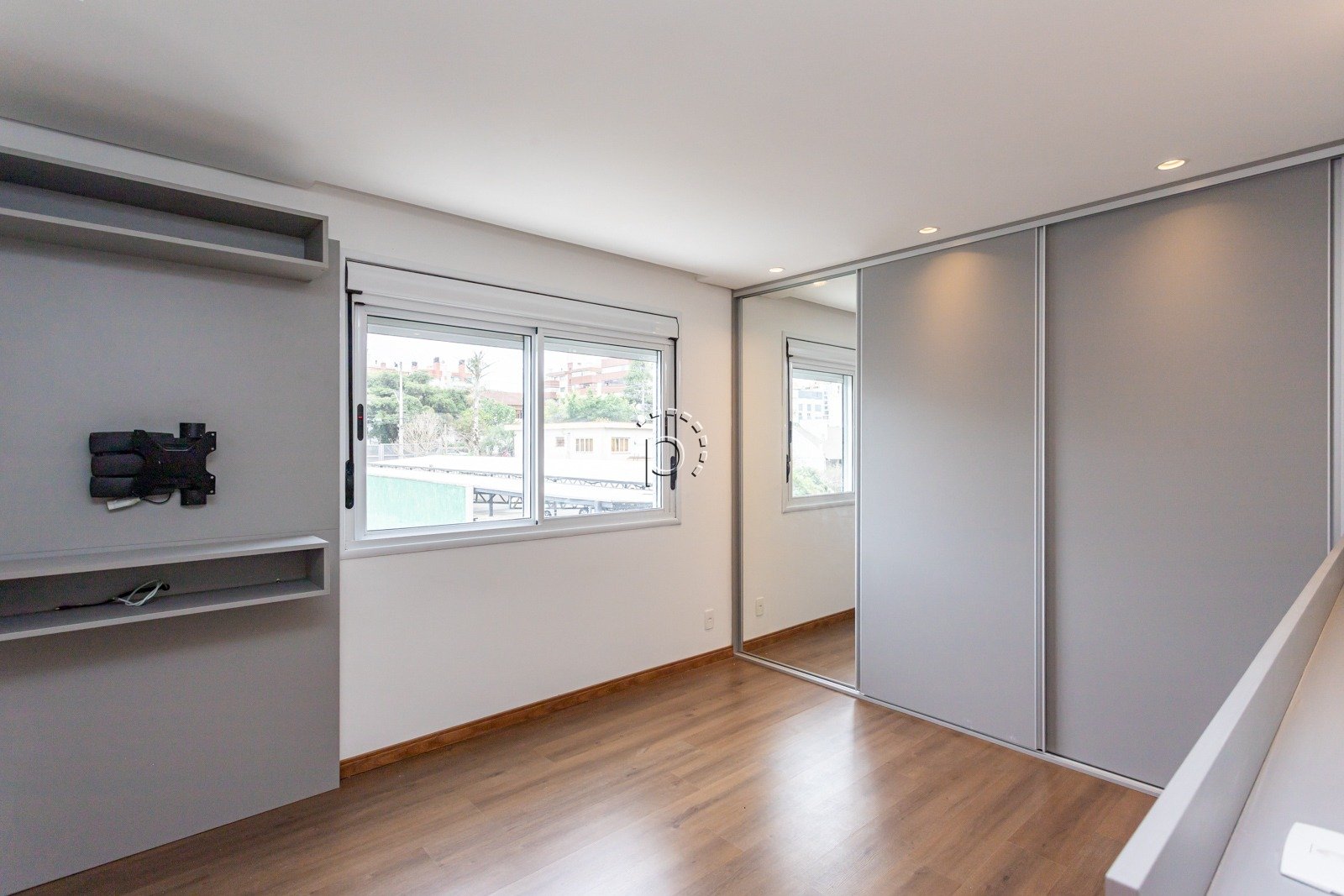 Apartamento à venda com 93m², 3 quartos, 1 suíte, 2 vagas no bairro Tristeza em Porto Alegre - Foto 20