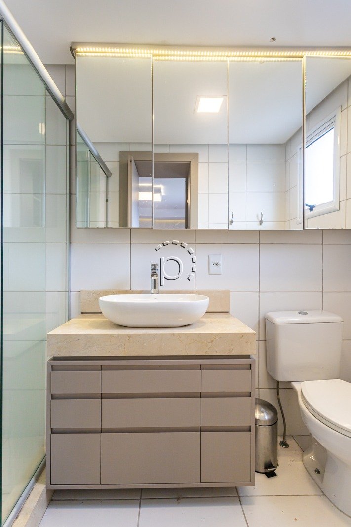 Apartamento à venda com 94m², 2 quartos, 1 suíte, 2 vagas no bairro Tristeza em Porto Alegre - Foto 24